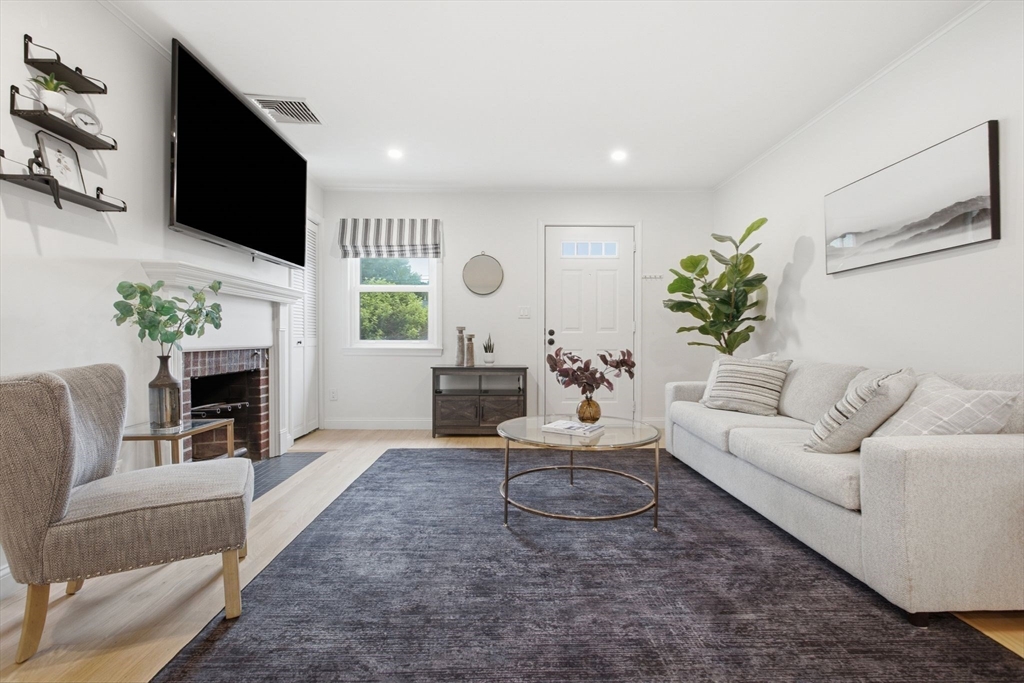 7 Burditt Road