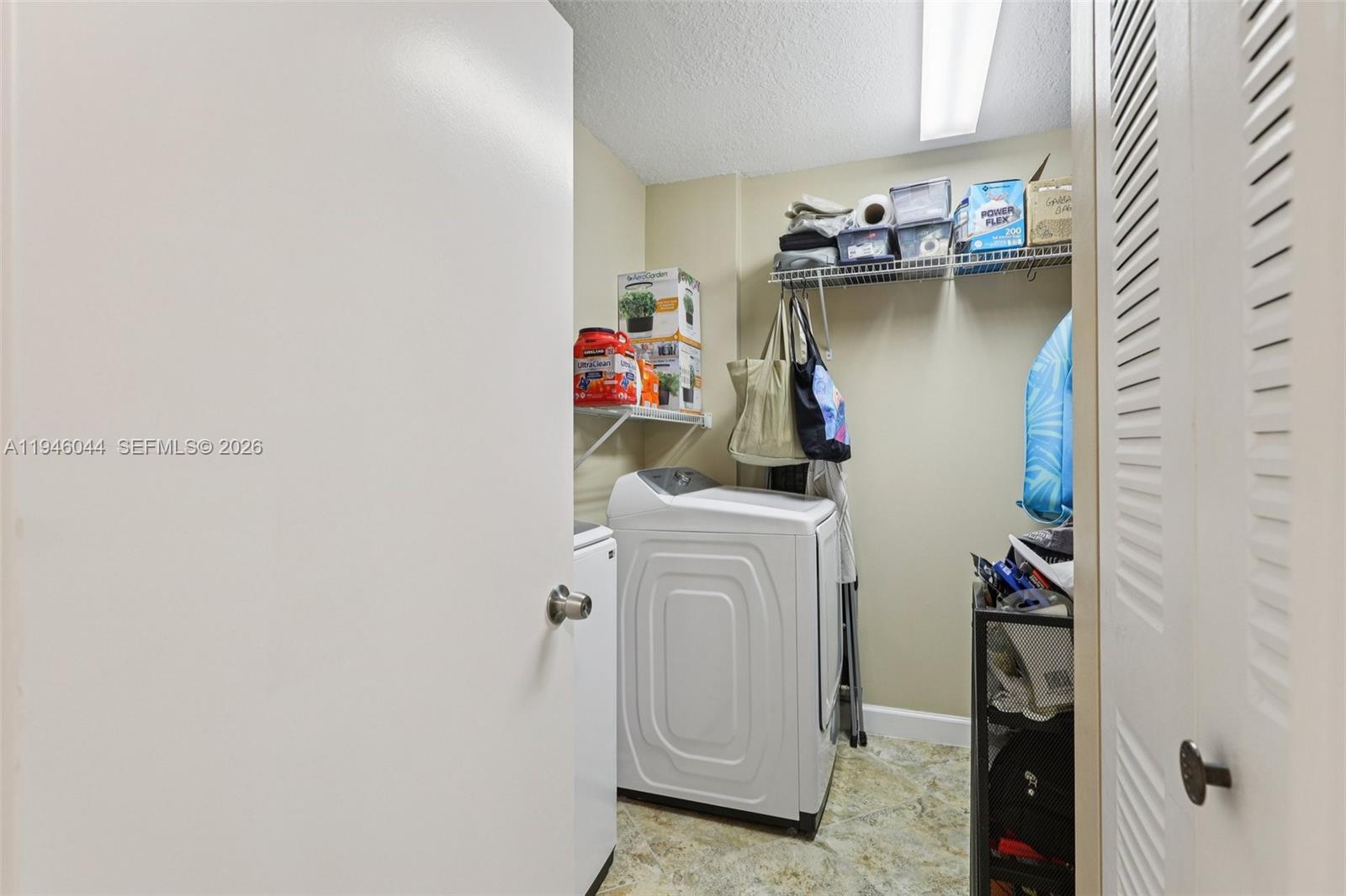 4725 E Lucerne Lakes Boulevard E 405