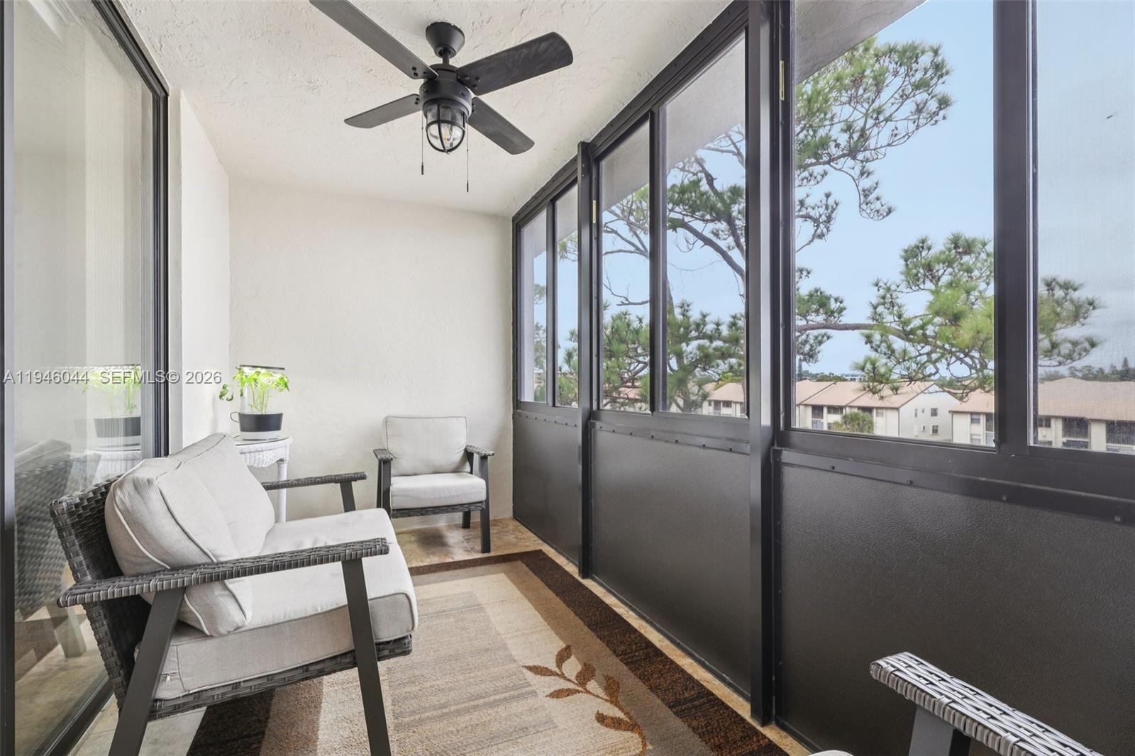 4725 E Lucerne Lakes Boulevard E 405