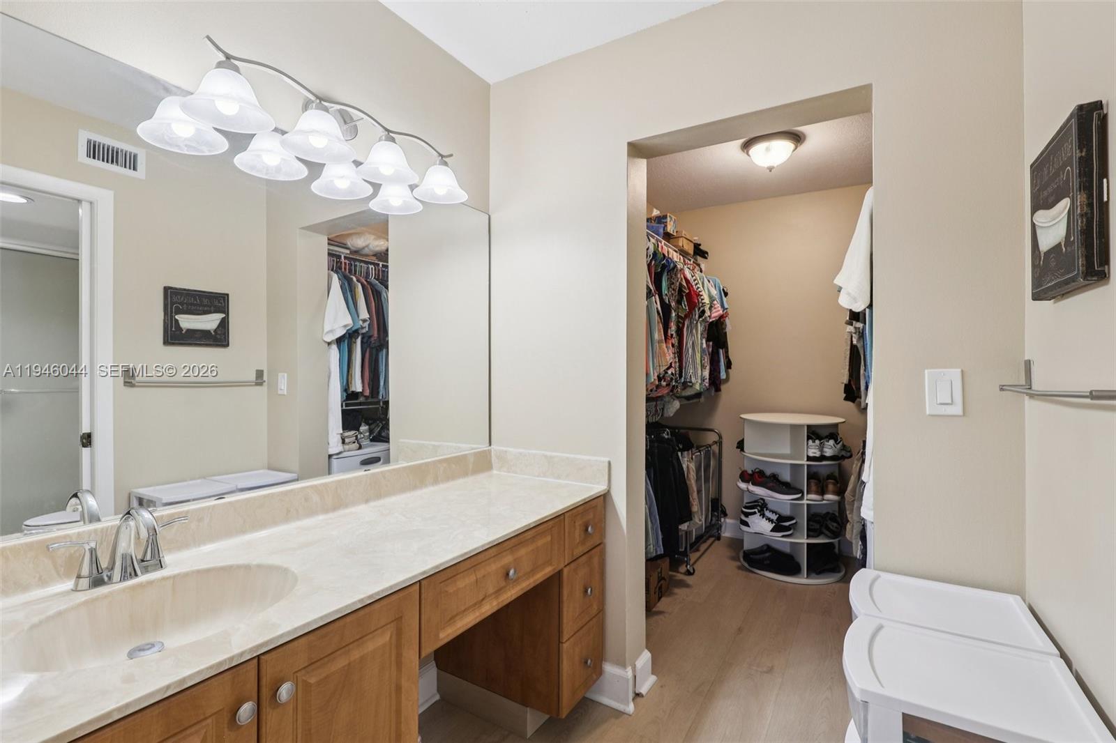 4725 E Lucerne Lakes Boulevard E 405