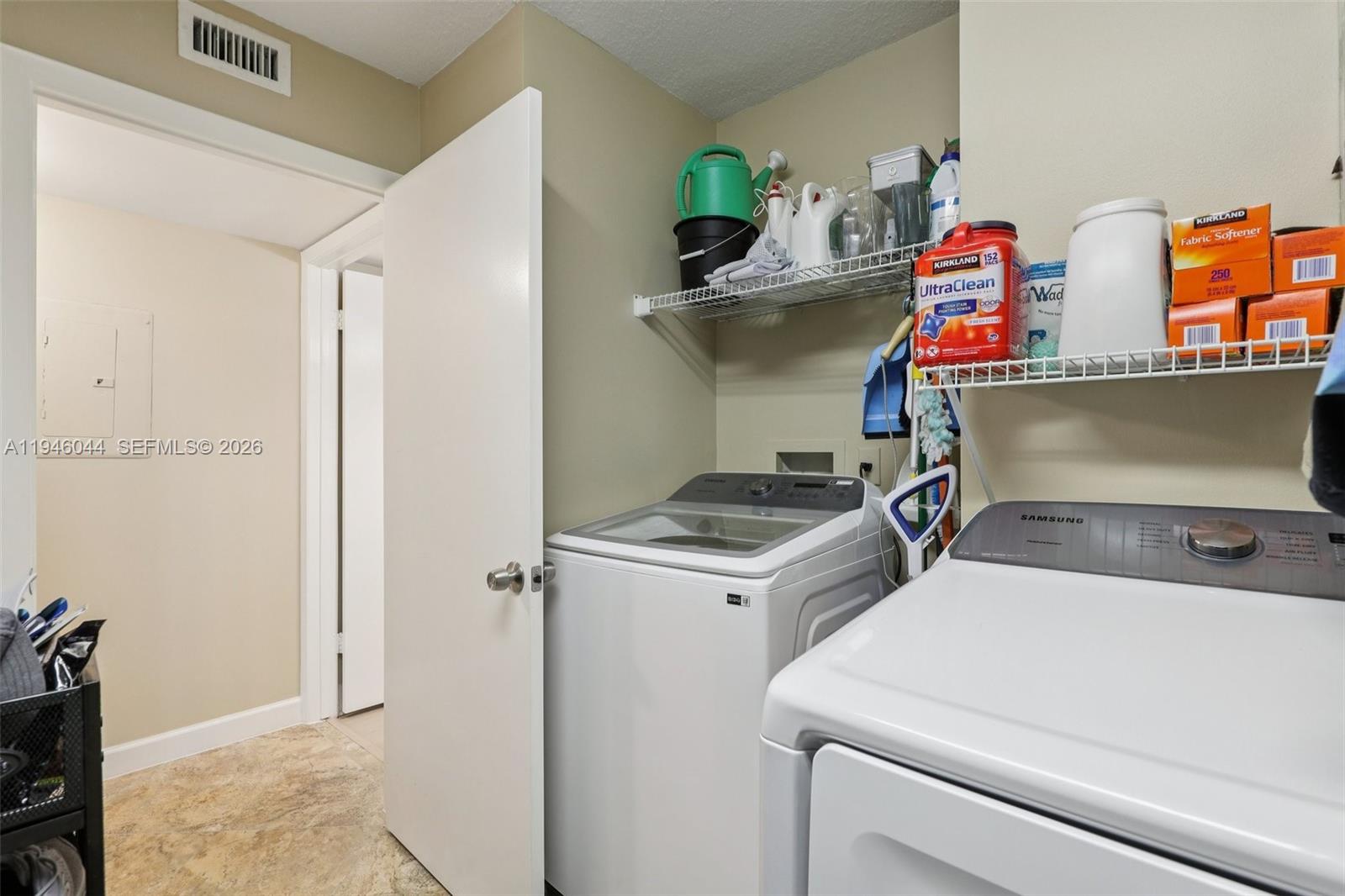 4725 E Lucerne Lakes Boulevard E 405