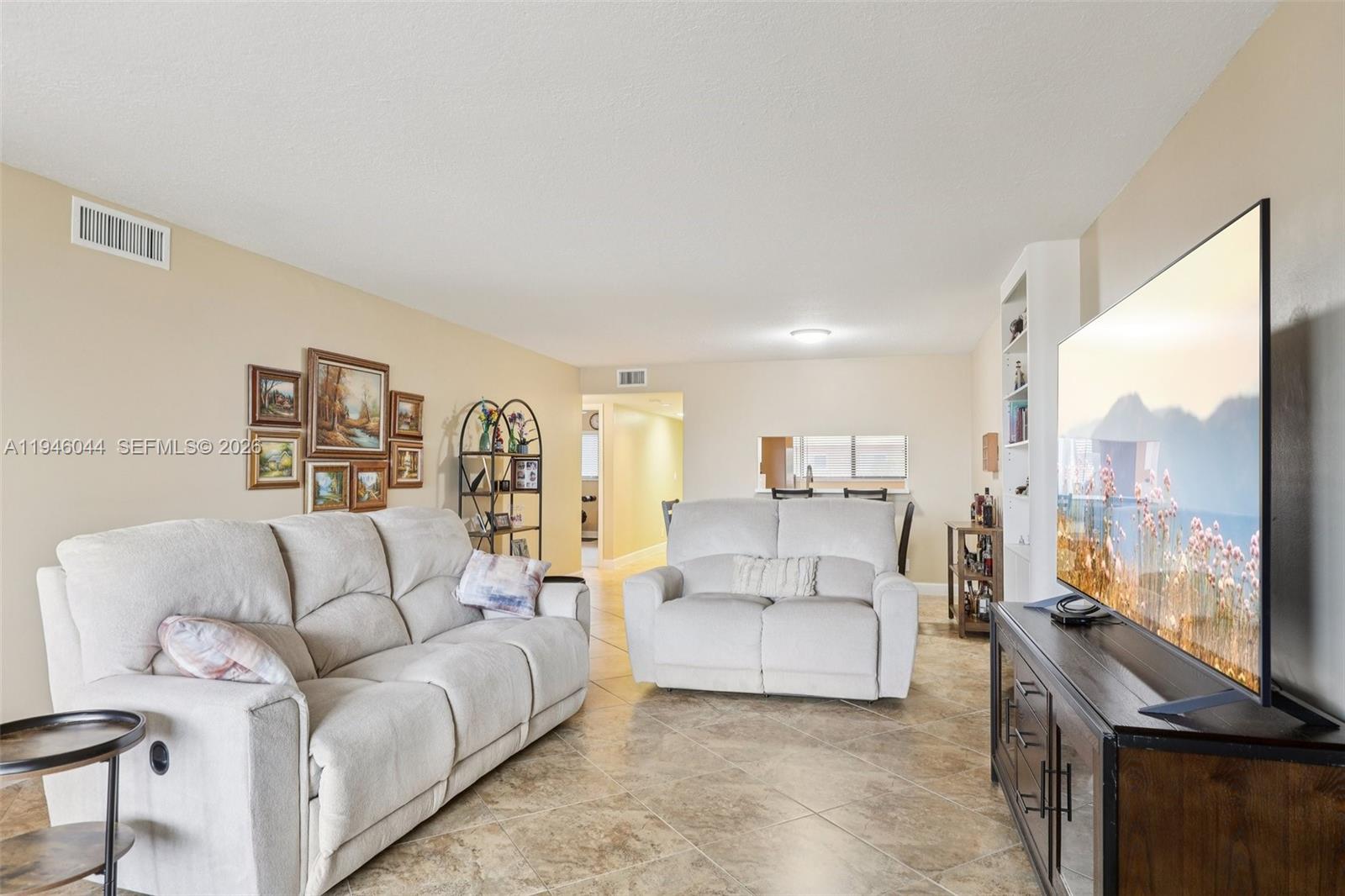 4725 E Lucerne Lakes Boulevard E 405