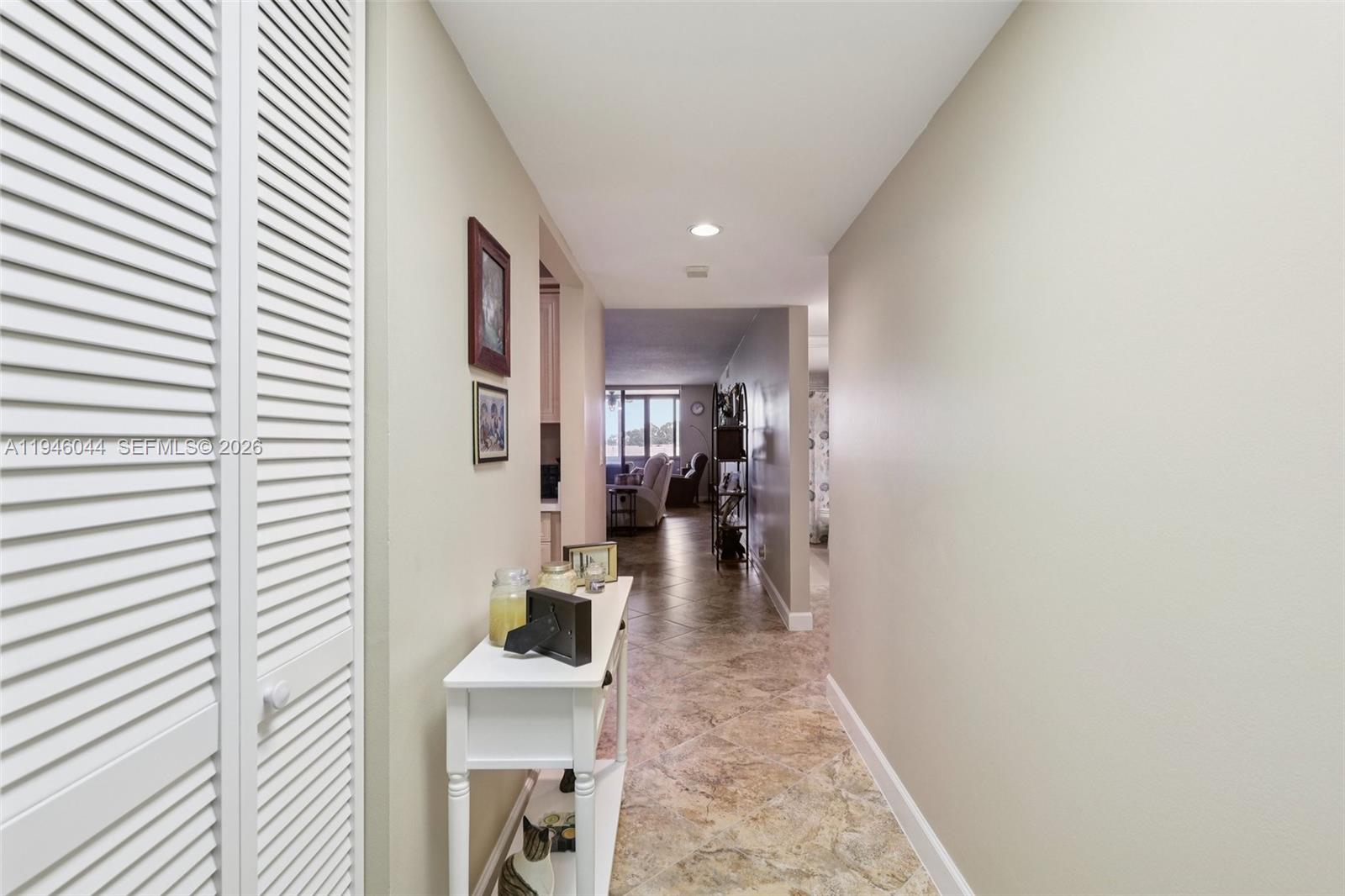 4725 E Lucerne Lakes Boulevard E 405