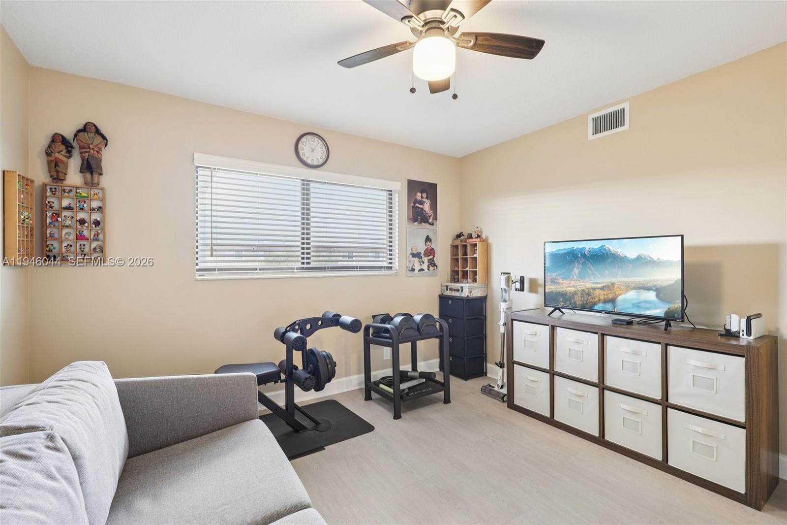 4725 E Lucerne Lakes Boulevard E 405