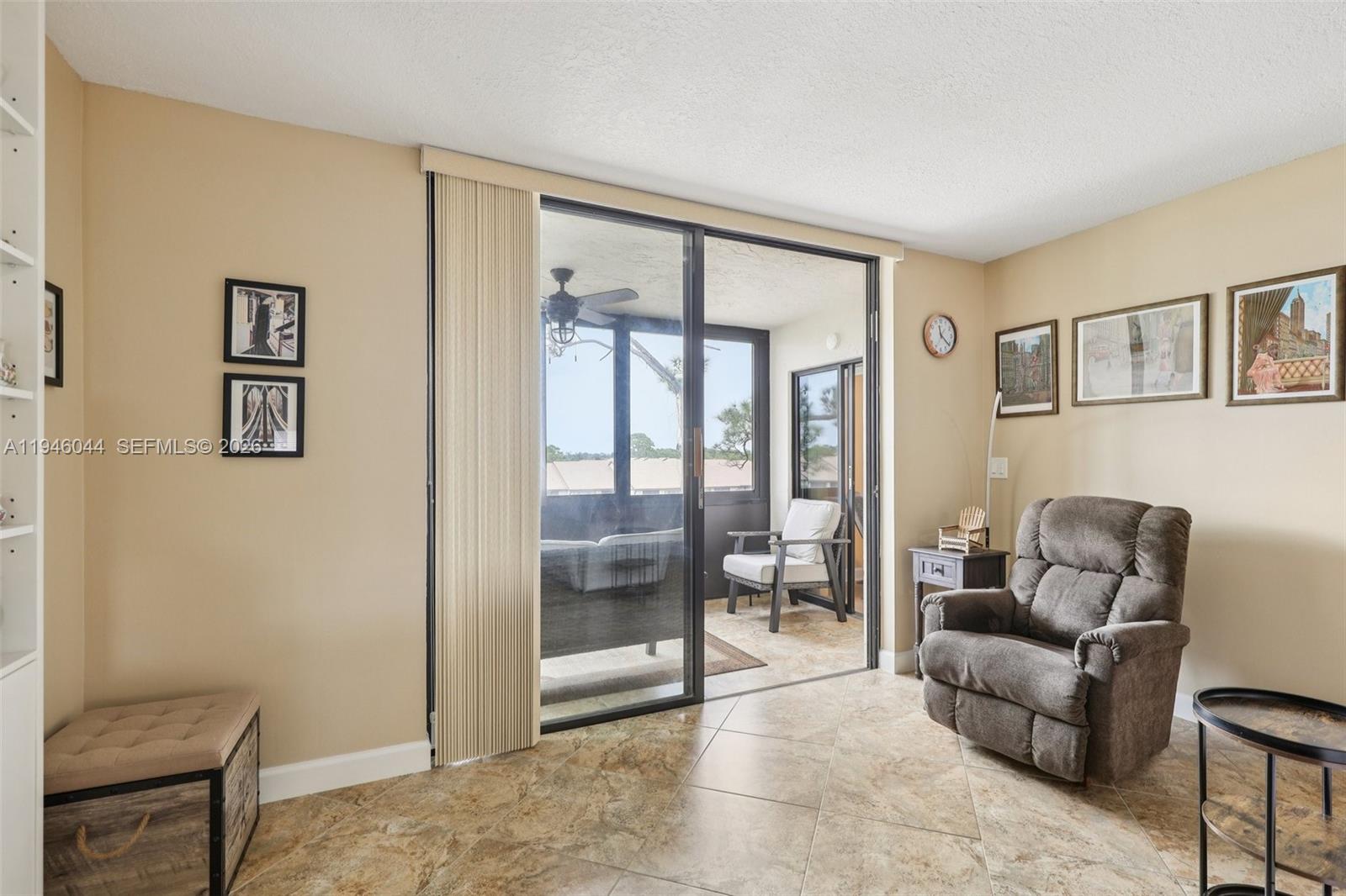 4725 E Lucerne Lakes Boulevard E 405