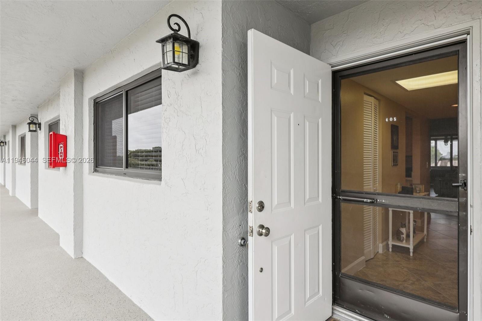 4725 E Lucerne Lakes Boulevard E 405