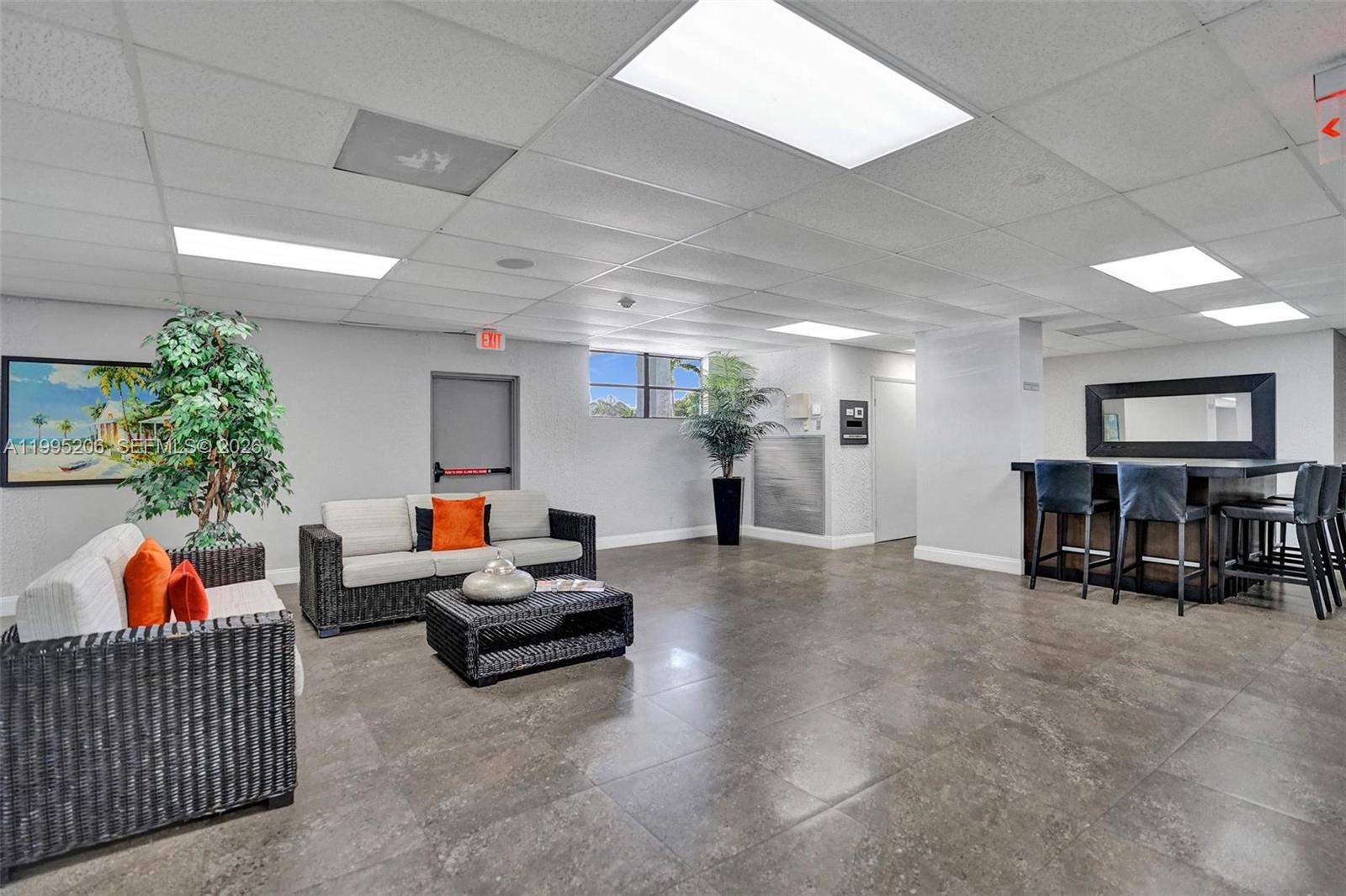 200 Leslie Drive 918