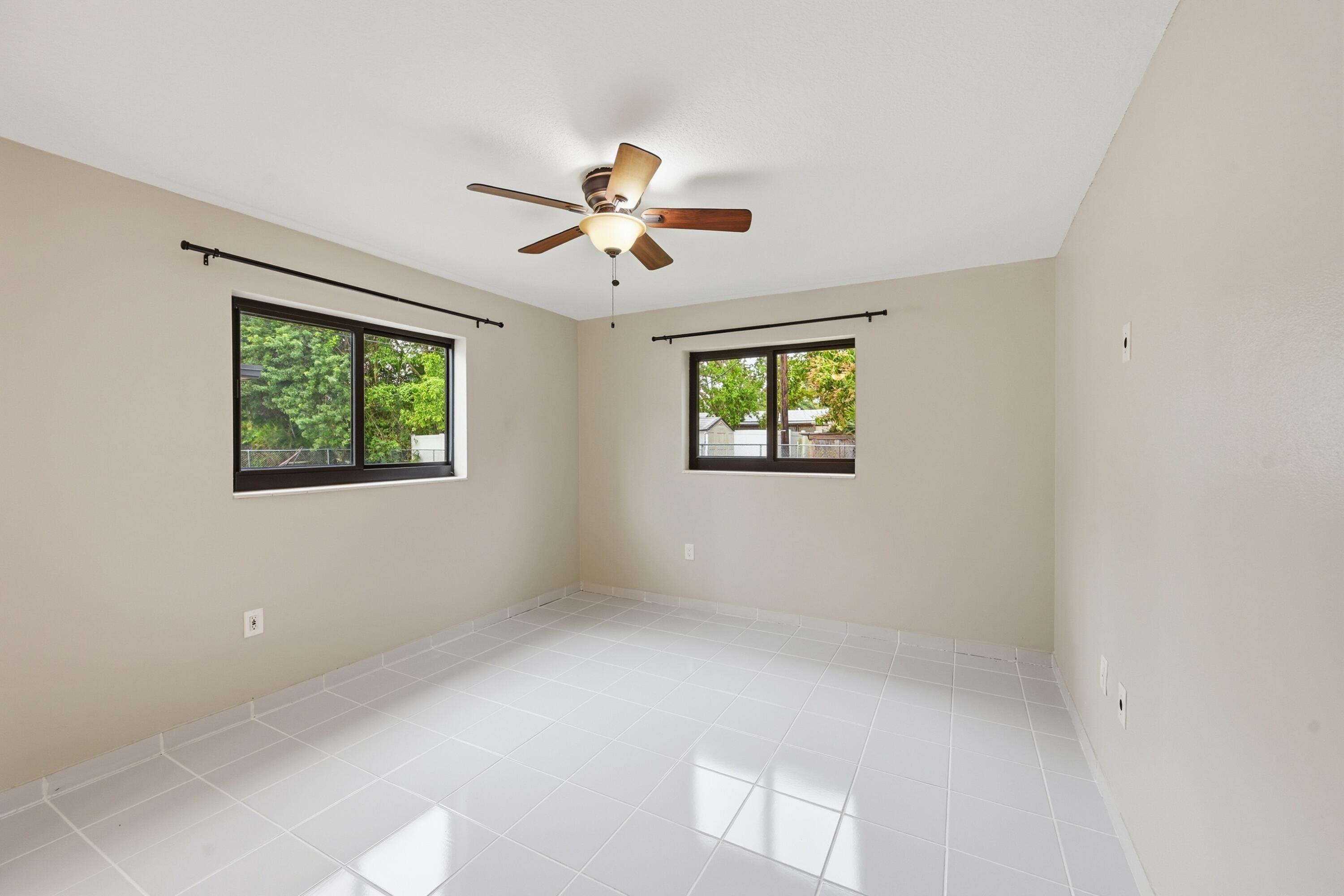 2141 NW 73rd Avenue