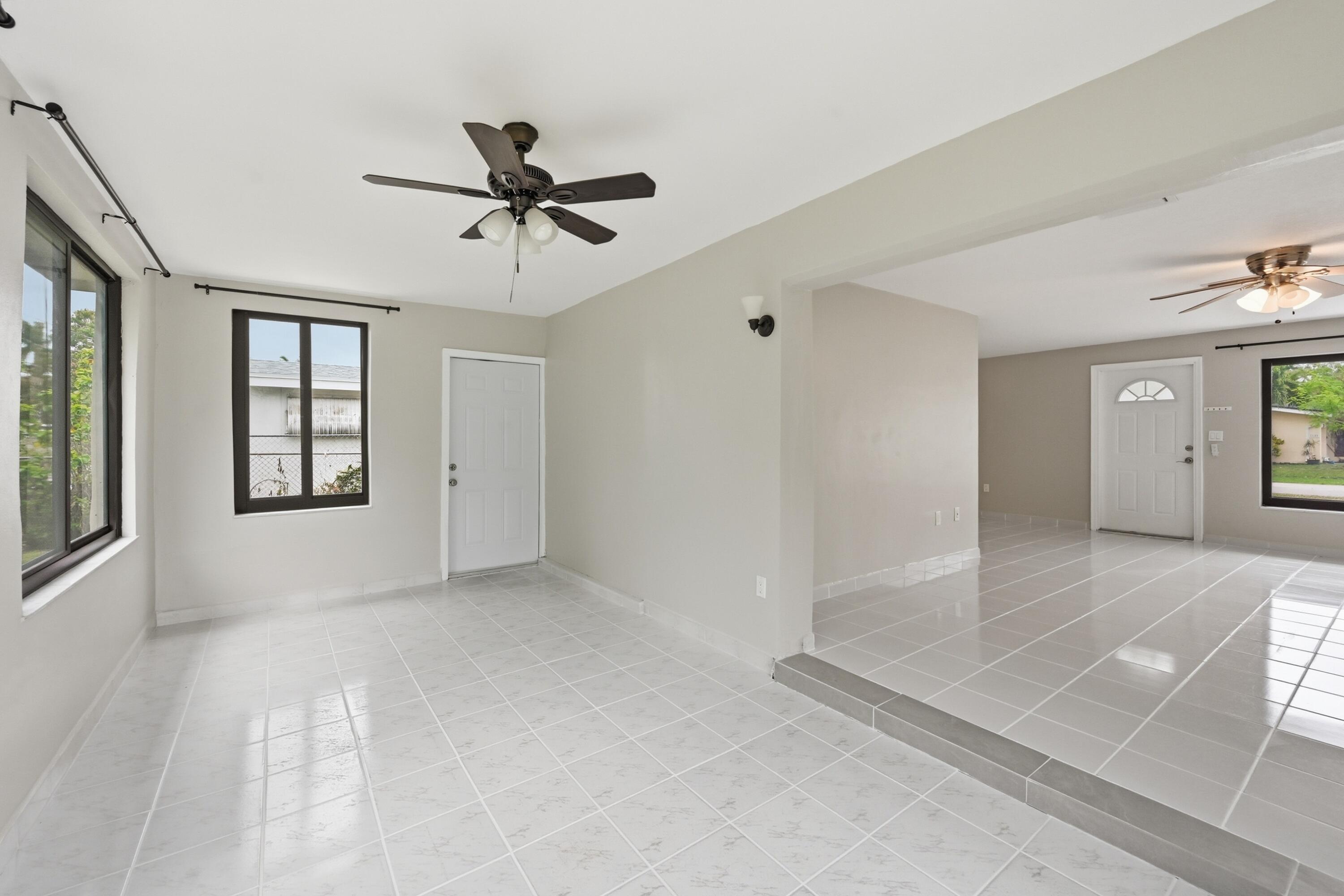 2141 NW 73rd Avenue