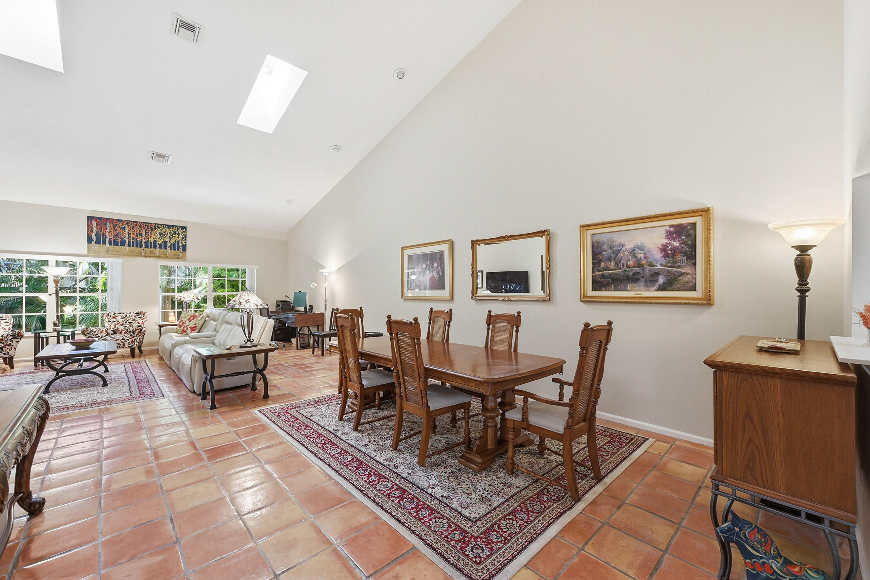 4115 Carriage Drive P2