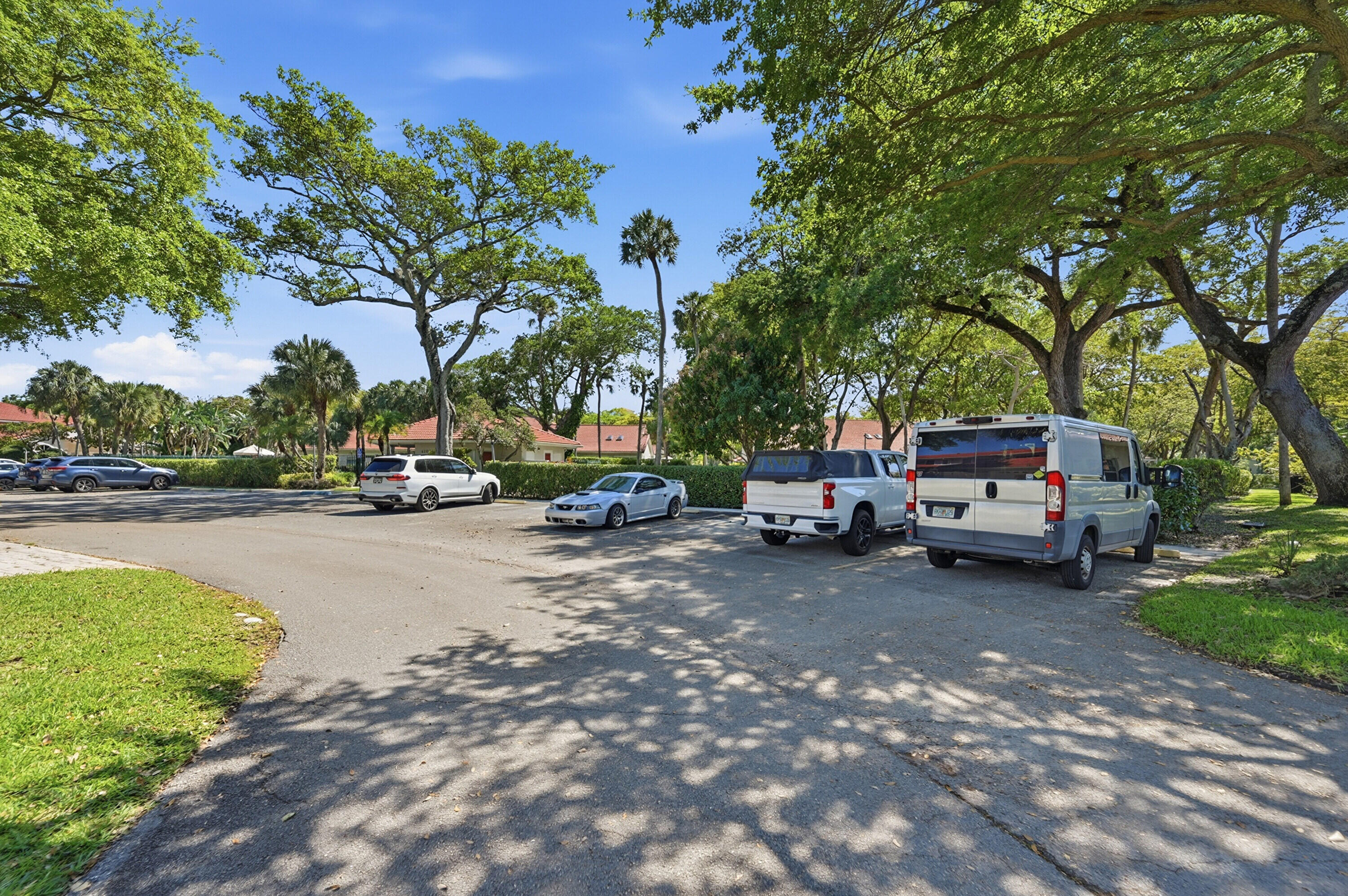 4115 Carriage Drive P2