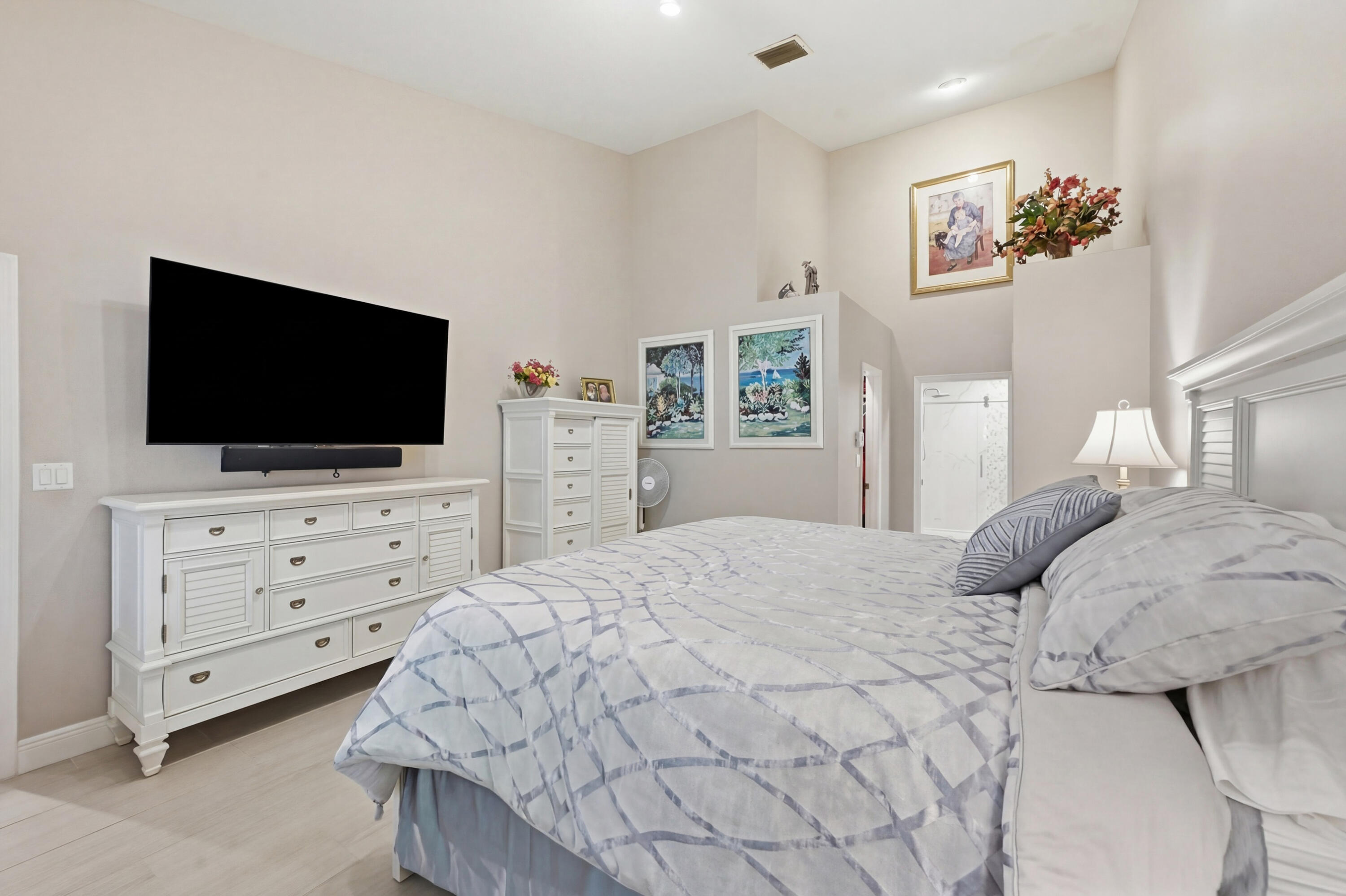 4115 Carriage Drive P2