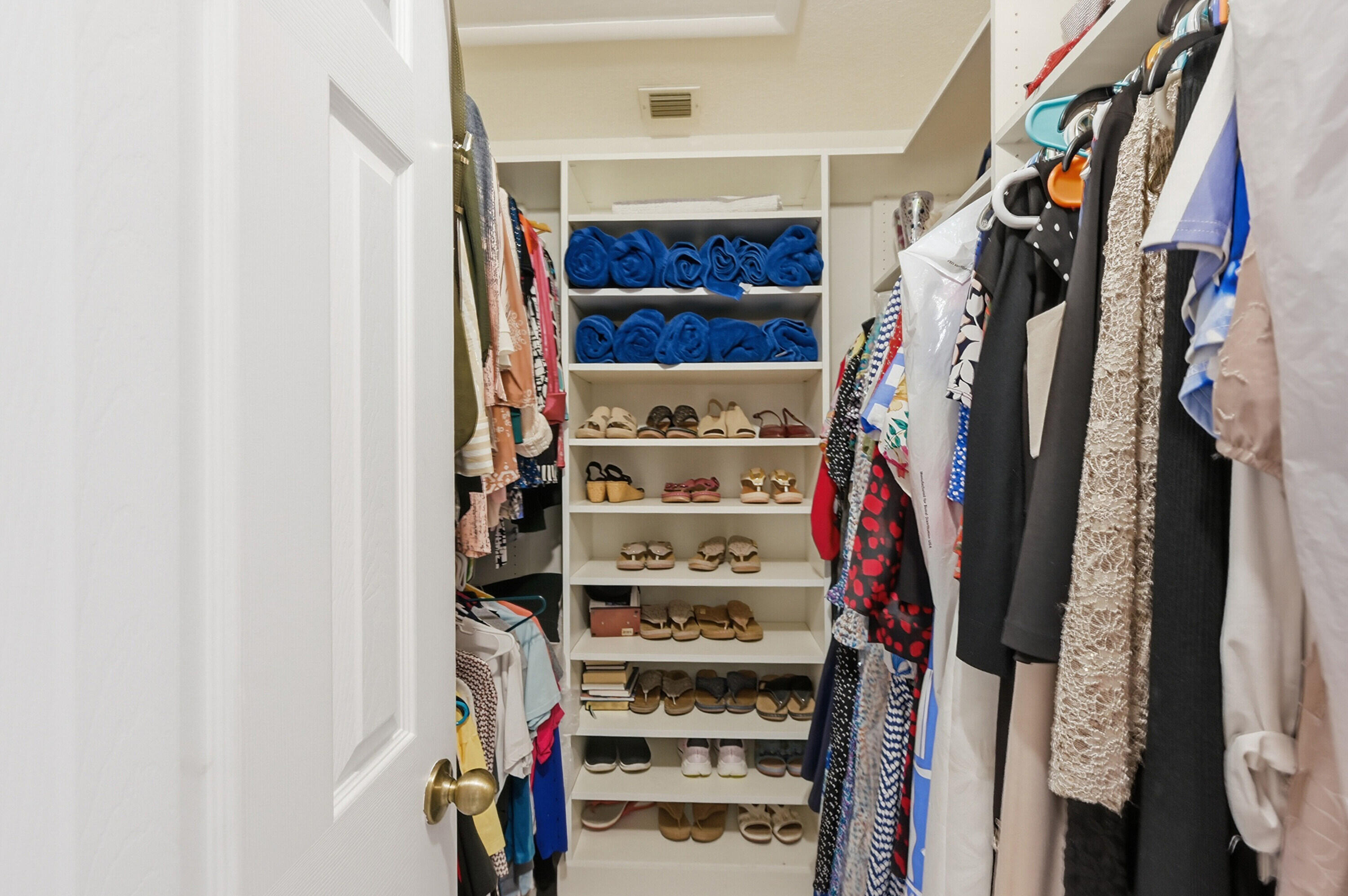 4115 Carriage Drive P2