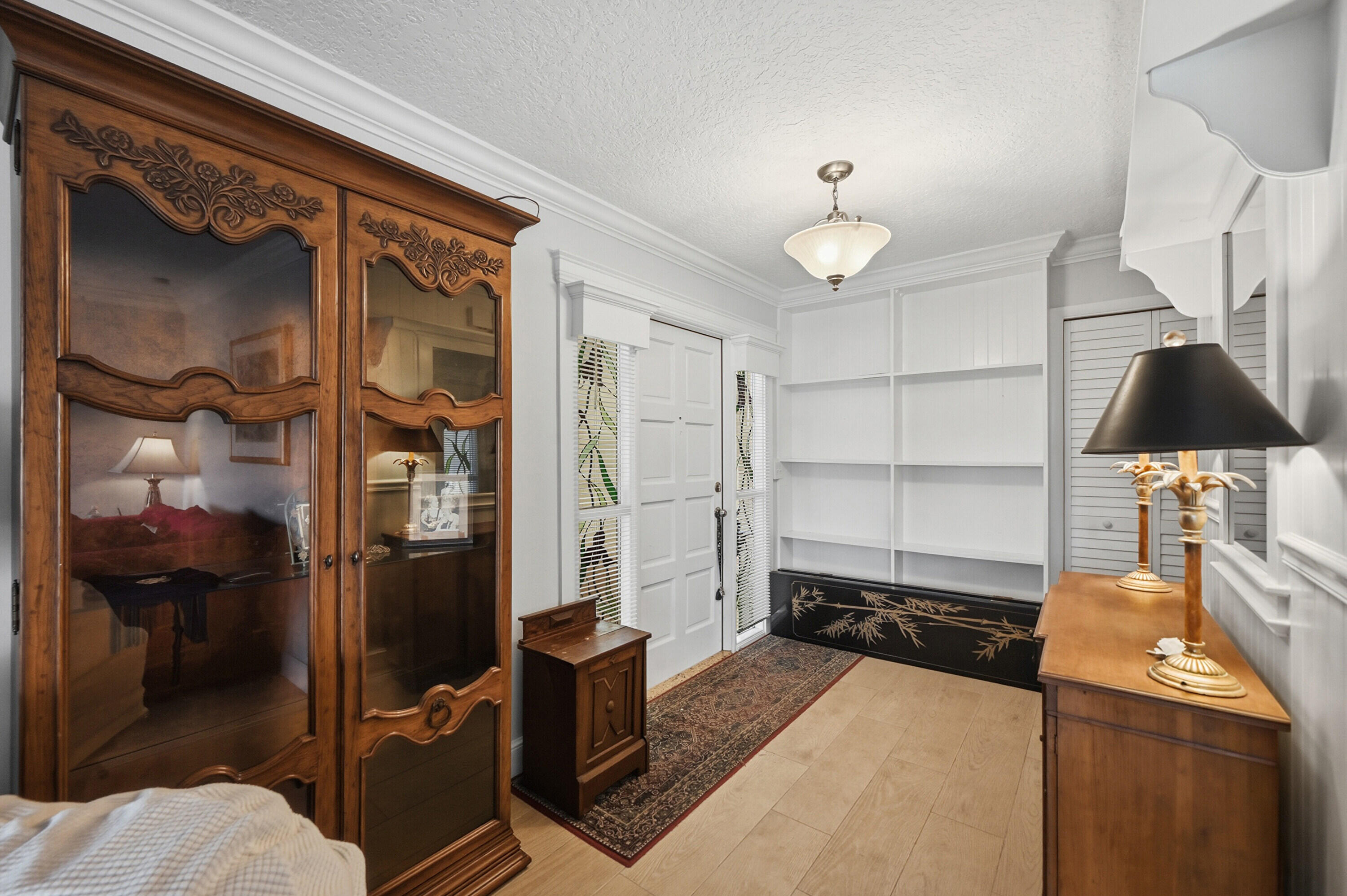 324 Orange Tree Drive 4