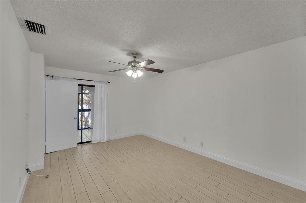 3529 NW 35th Street 1606