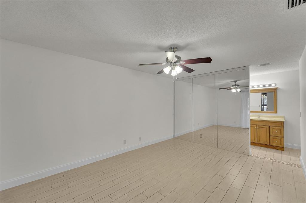 3529 NW 35th Street 1606