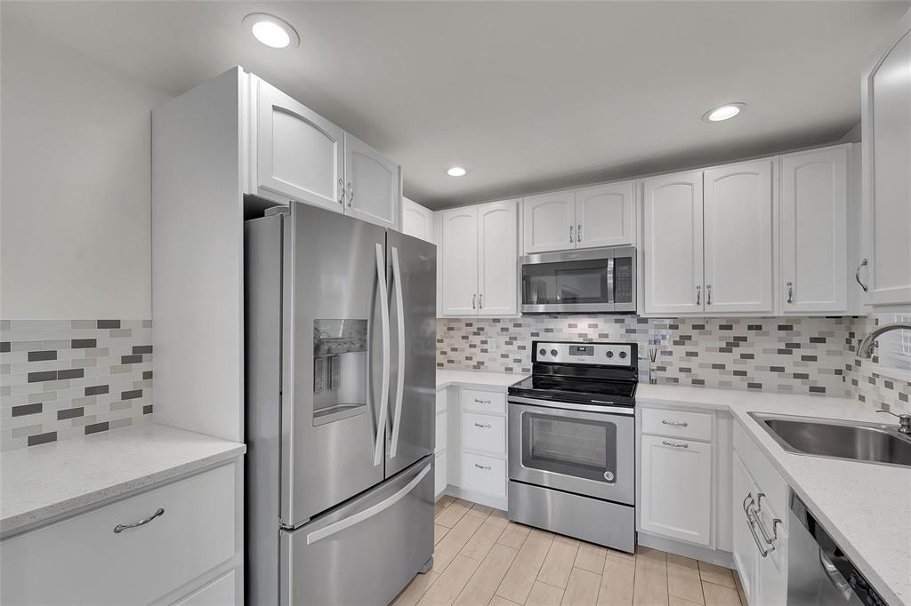 3529 NW 35th Street 1606