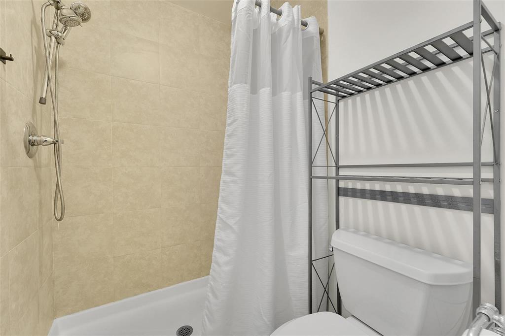 3529 NW 35th Street 1606