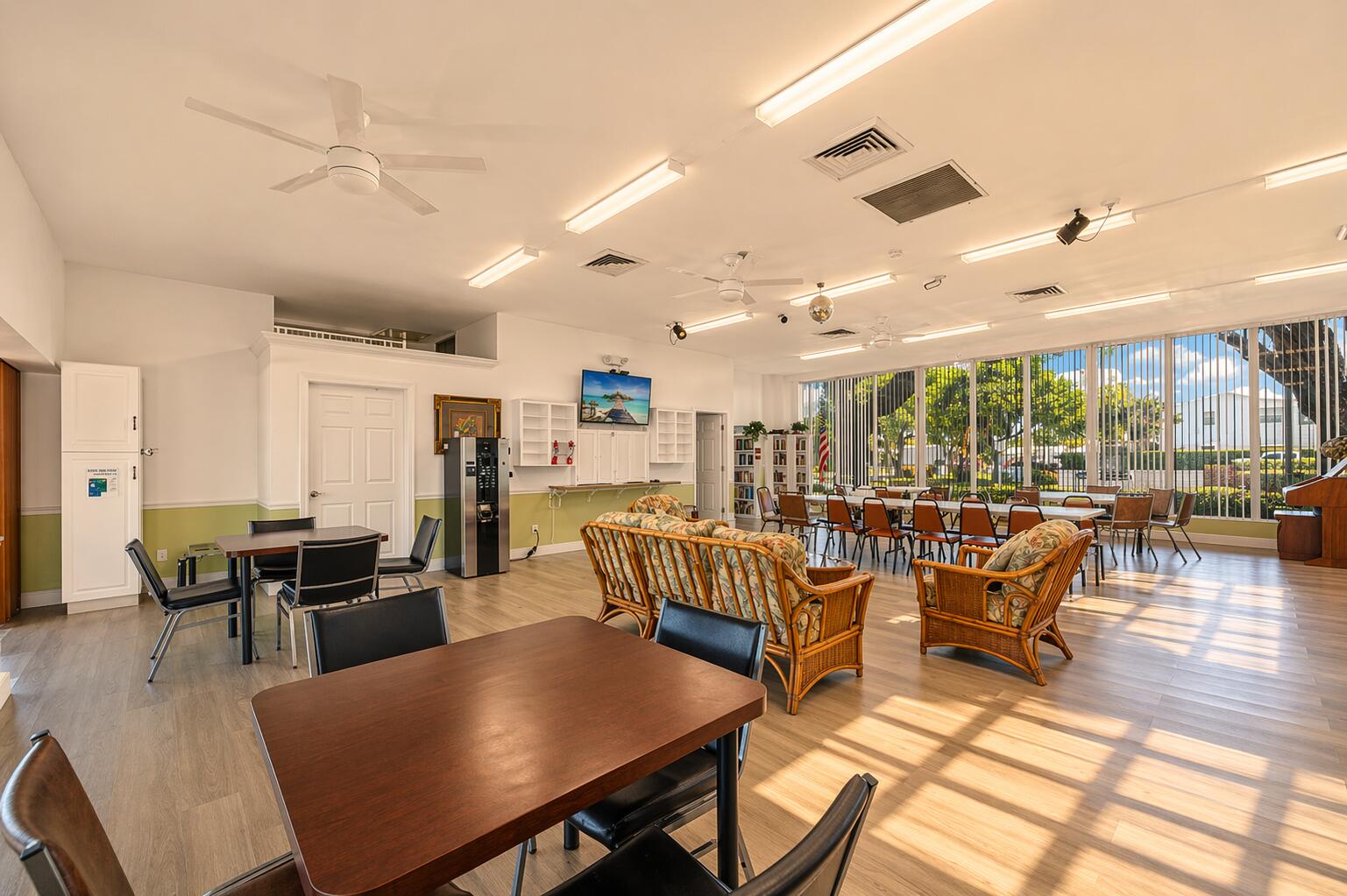 2631 W Golf Boulevard