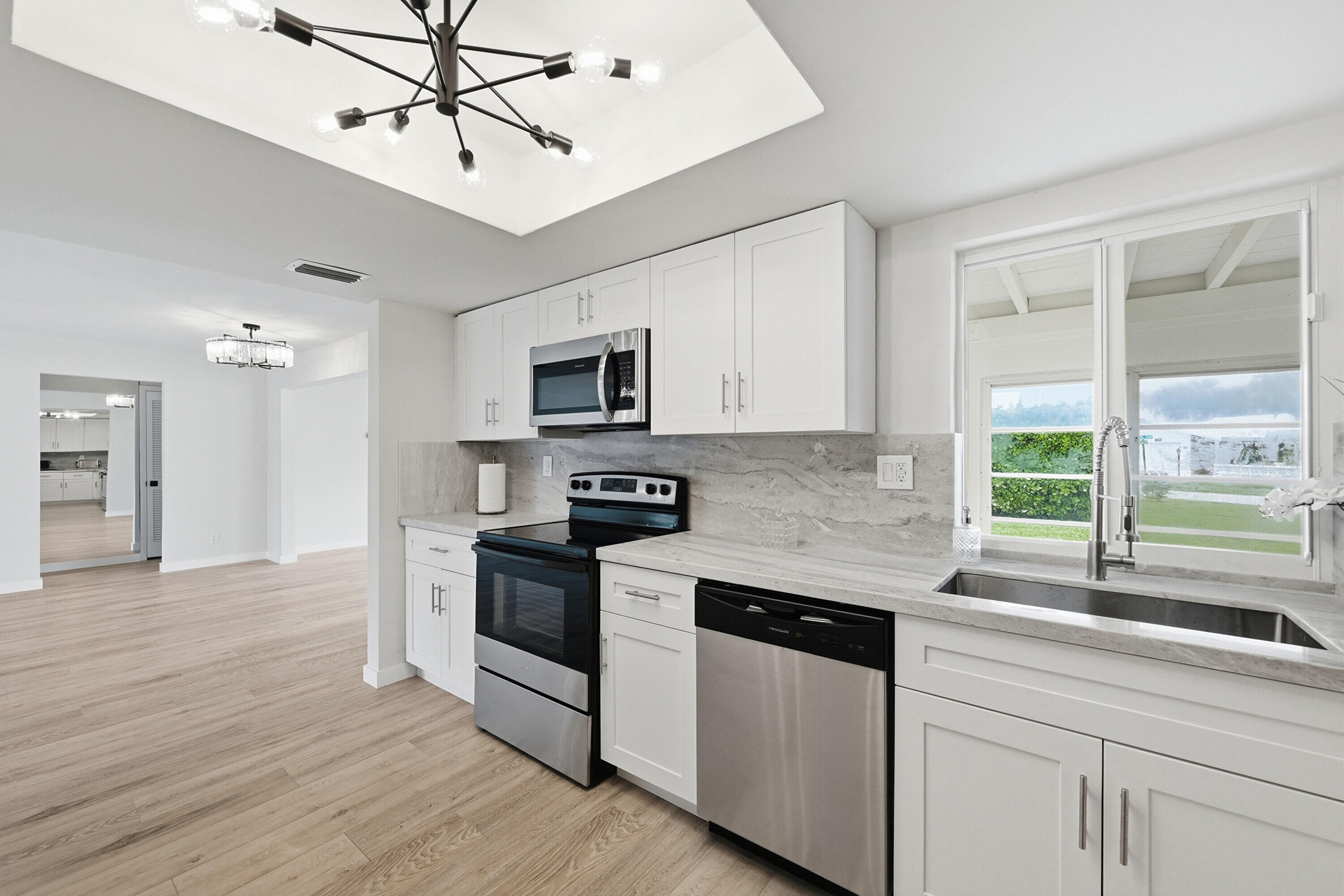 2631 W Golf Boulevard