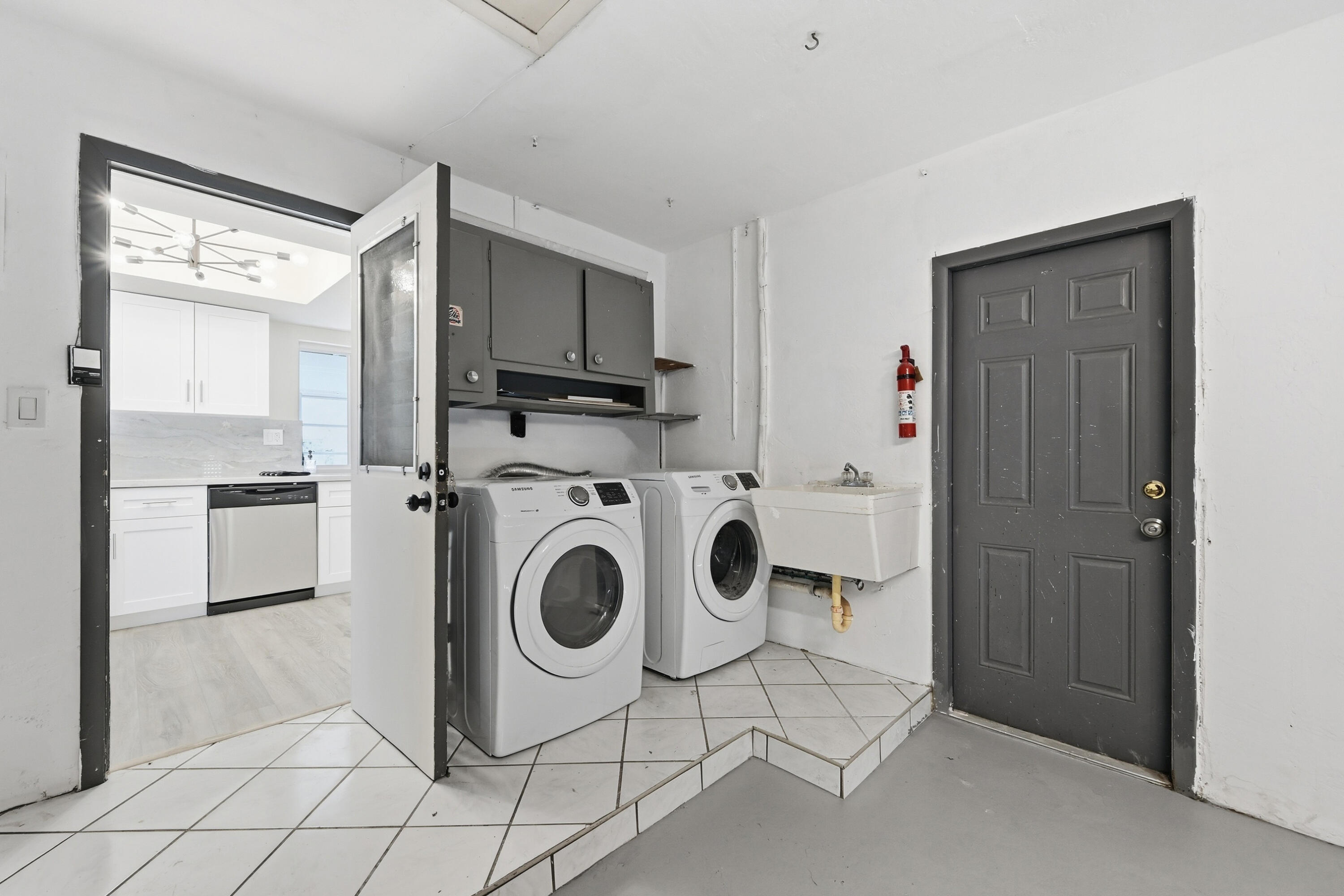 2631 W Golf Boulevard