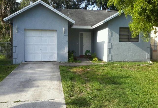 2810 NW 8th Court