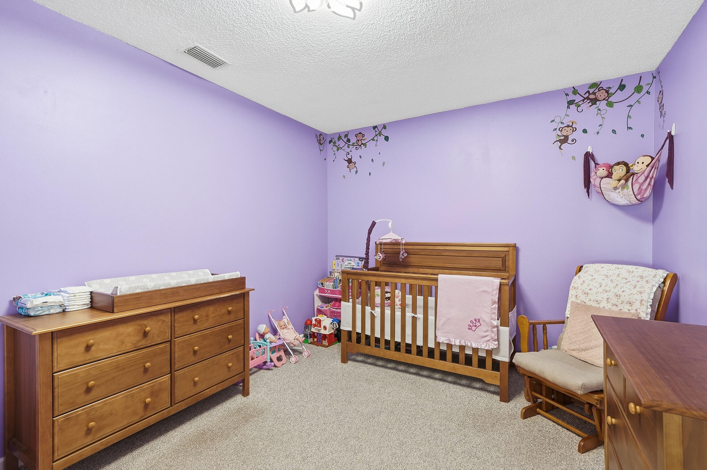 6627 N Parkway Drive 1