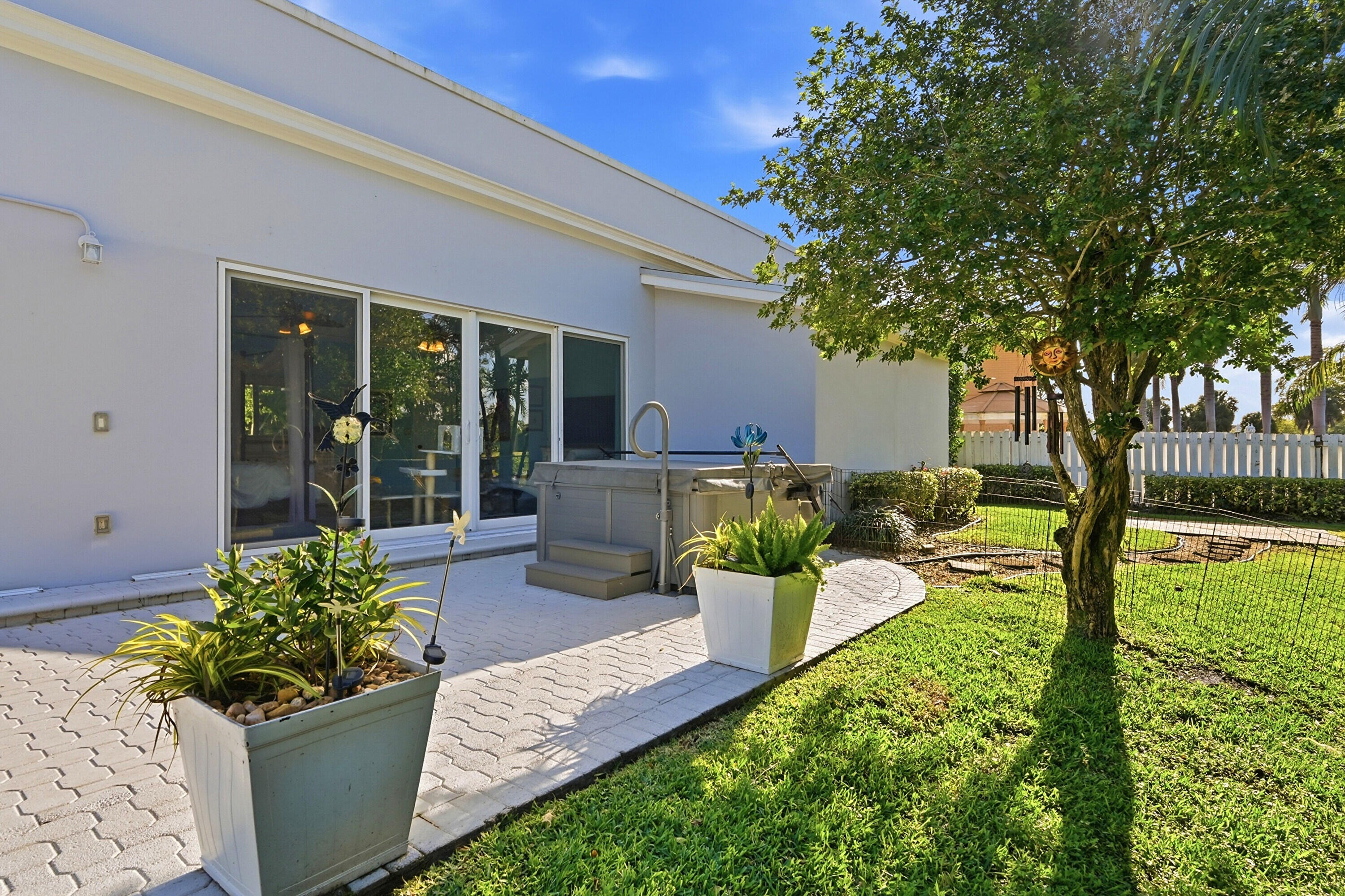 9001 N Lake Dasha Drive