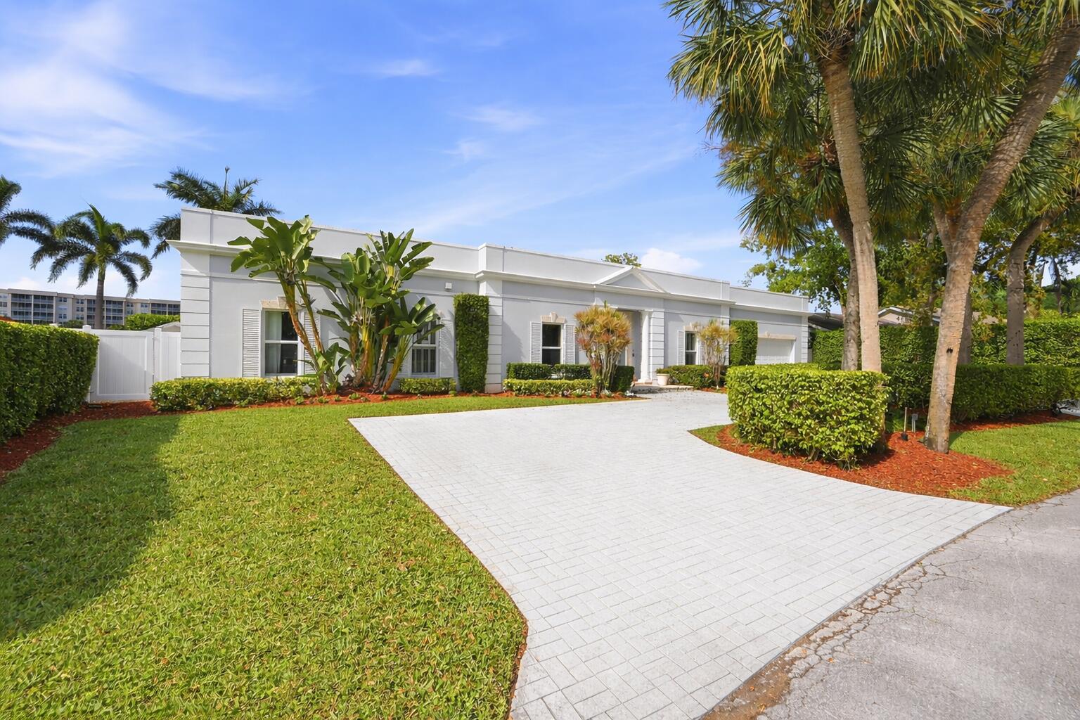 9001 N Lake Dasha Drive