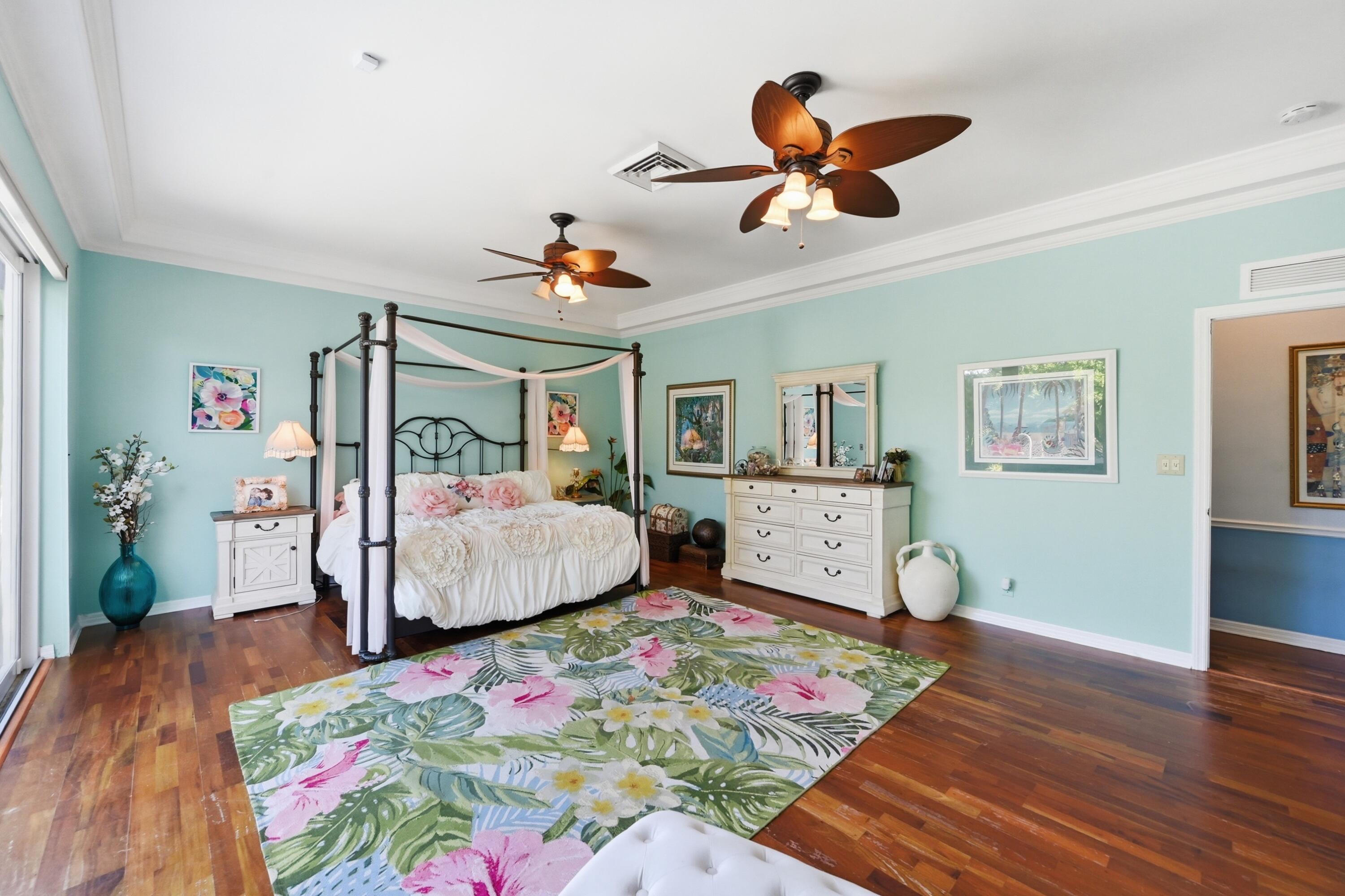 9001 N Lake Dasha Drive