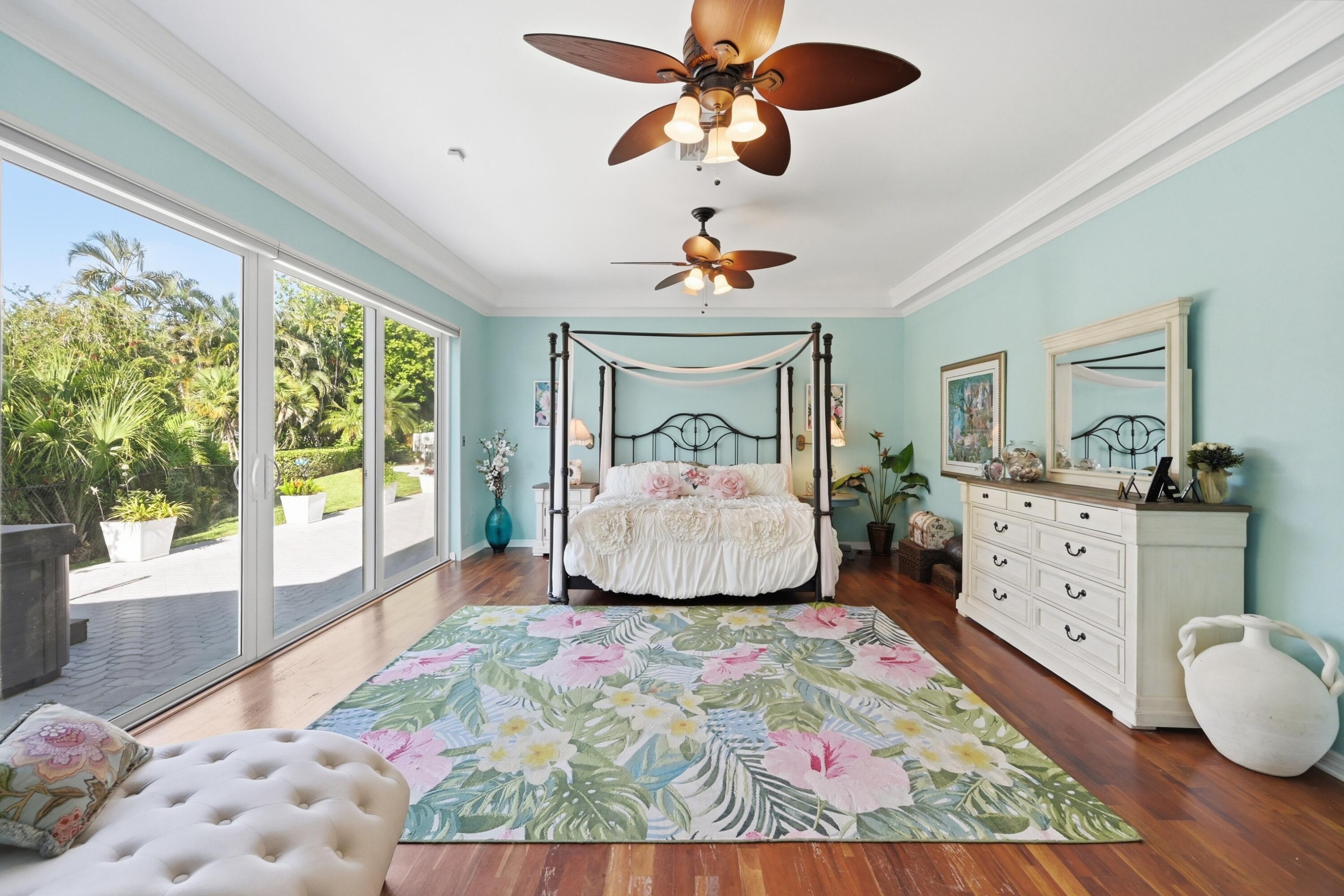 9001 N Lake Dasha Drive