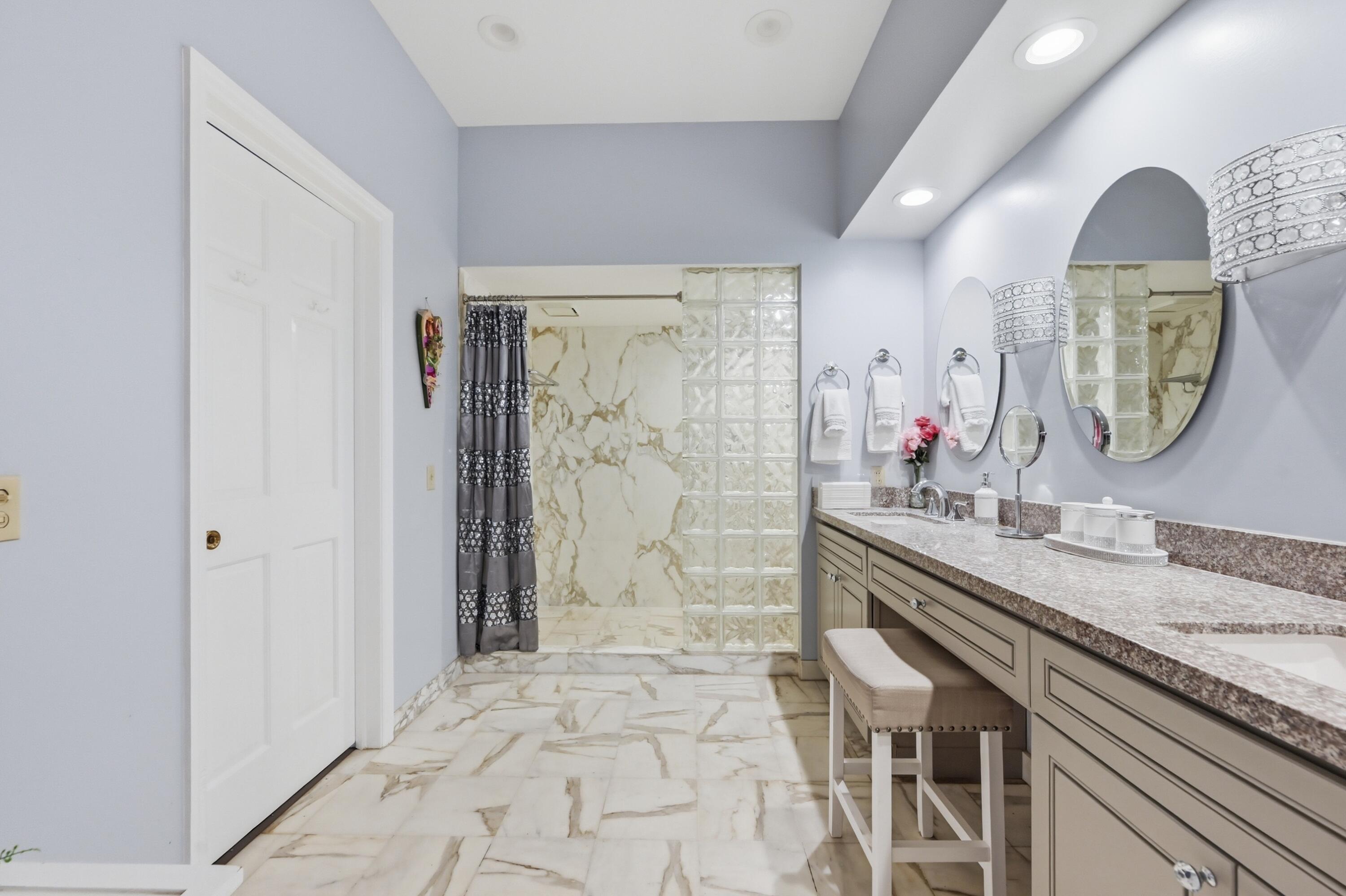 9001 N Lake Dasha Drive