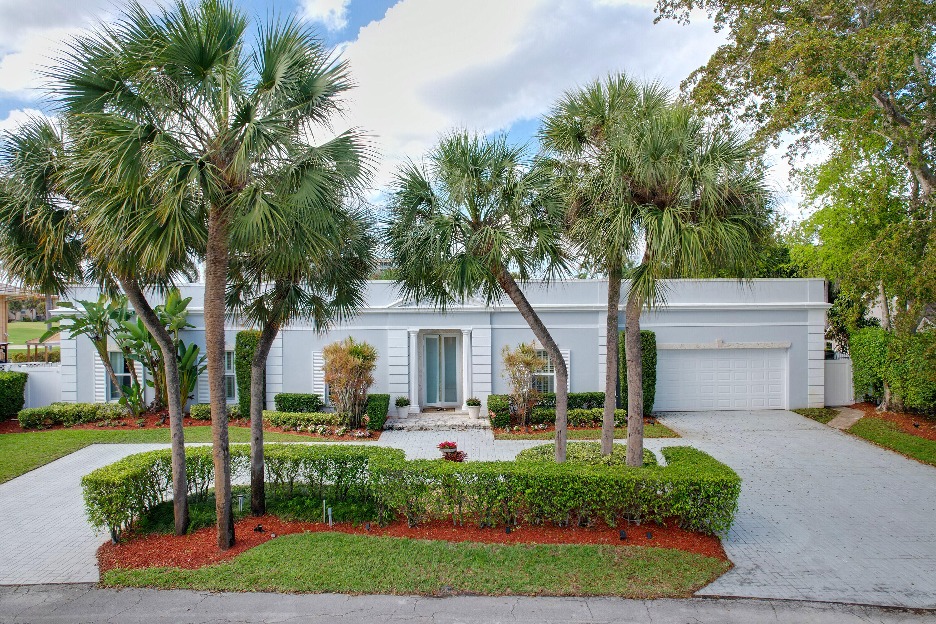 9001 N Lake Dasha Drive