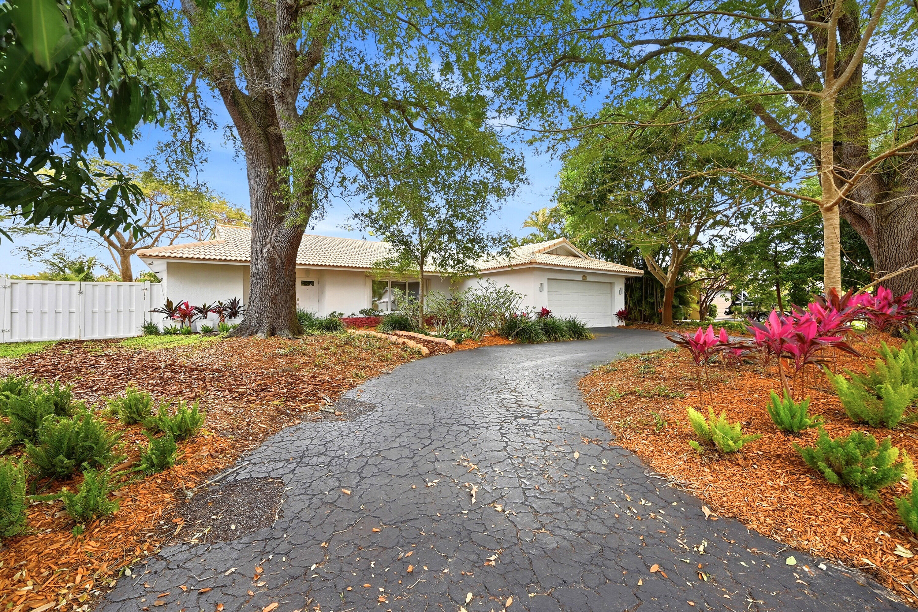 8857 NW 3rd Place