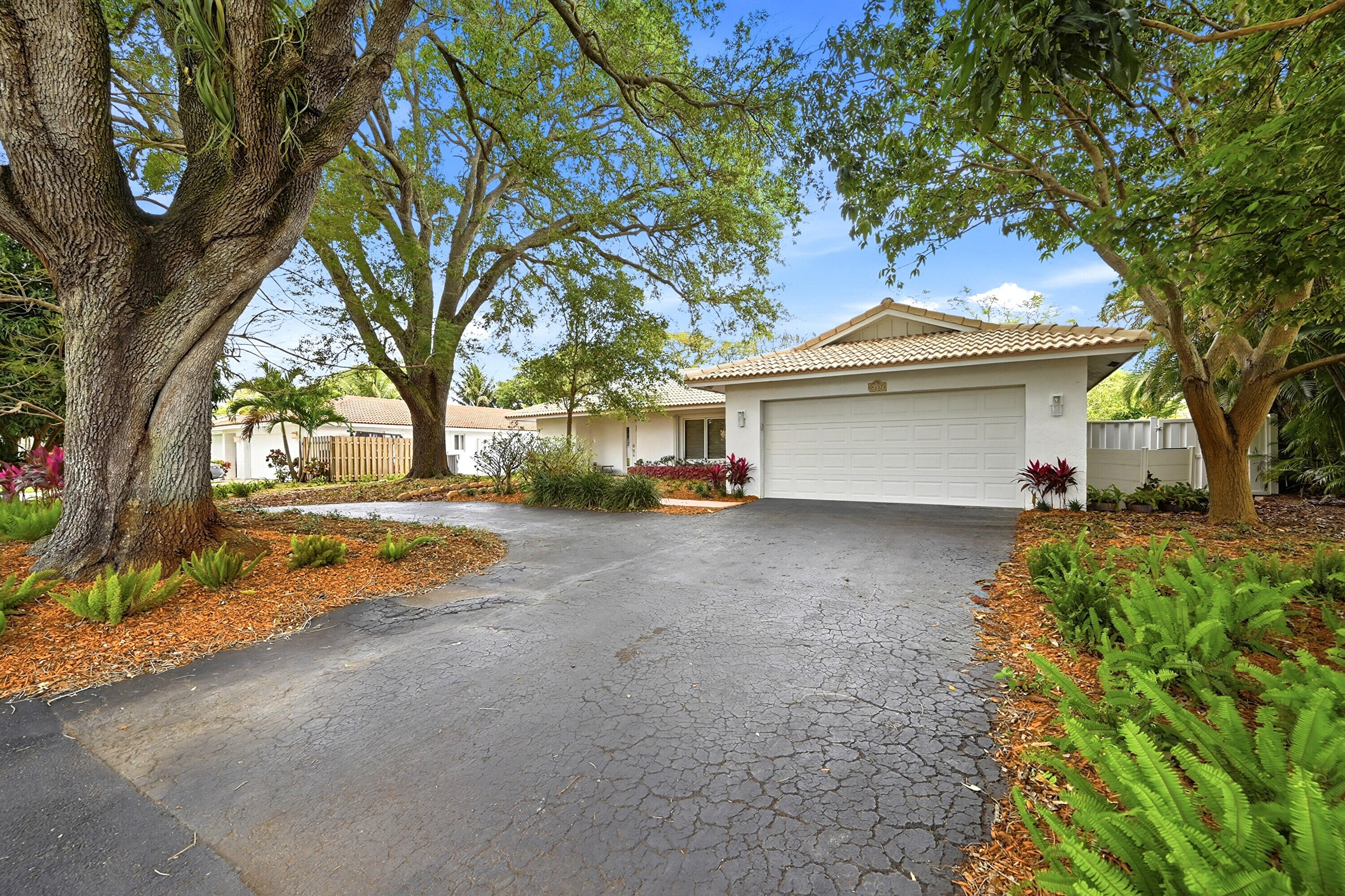 8857 NW 3rd Place