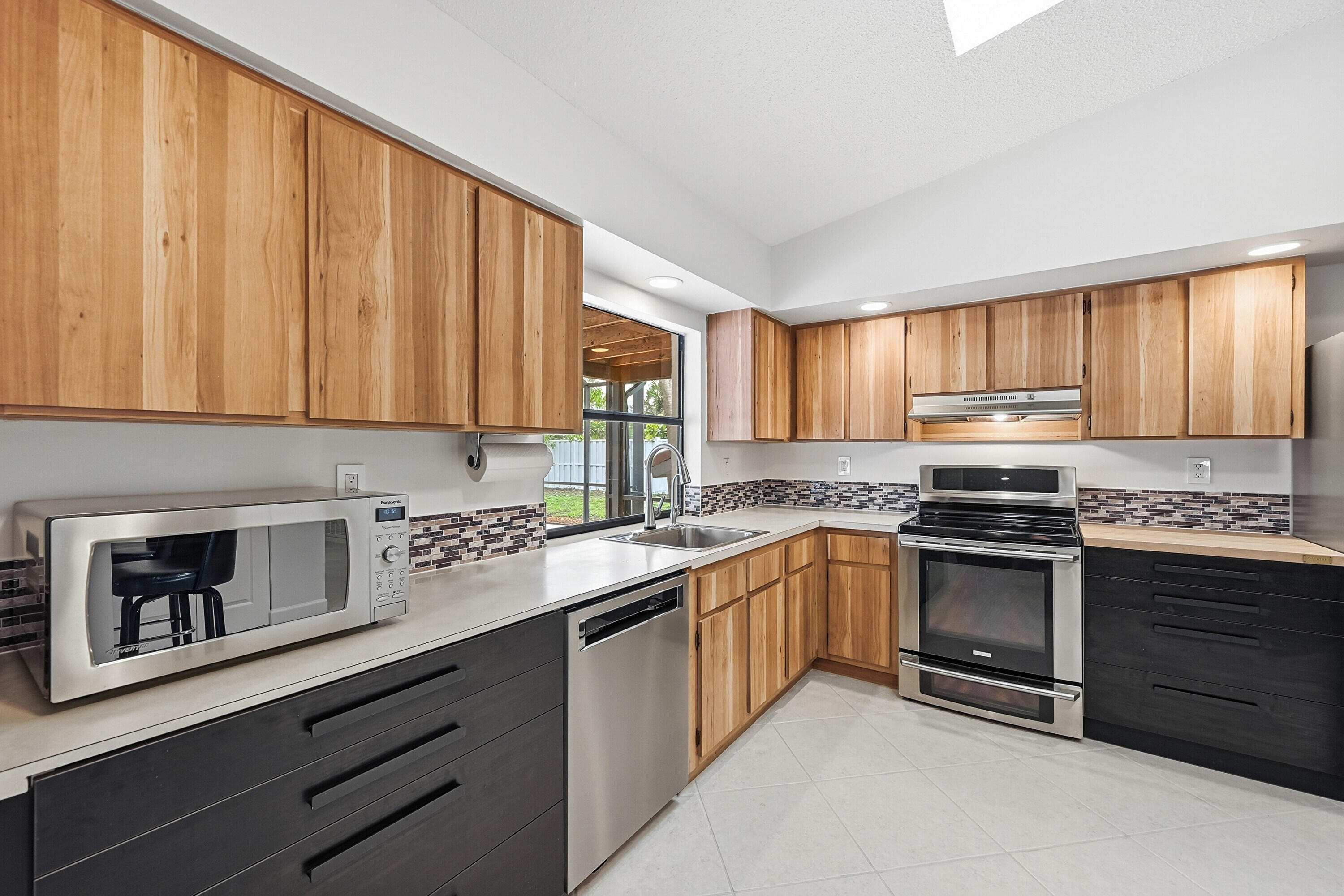 8857 NW 3rd Place