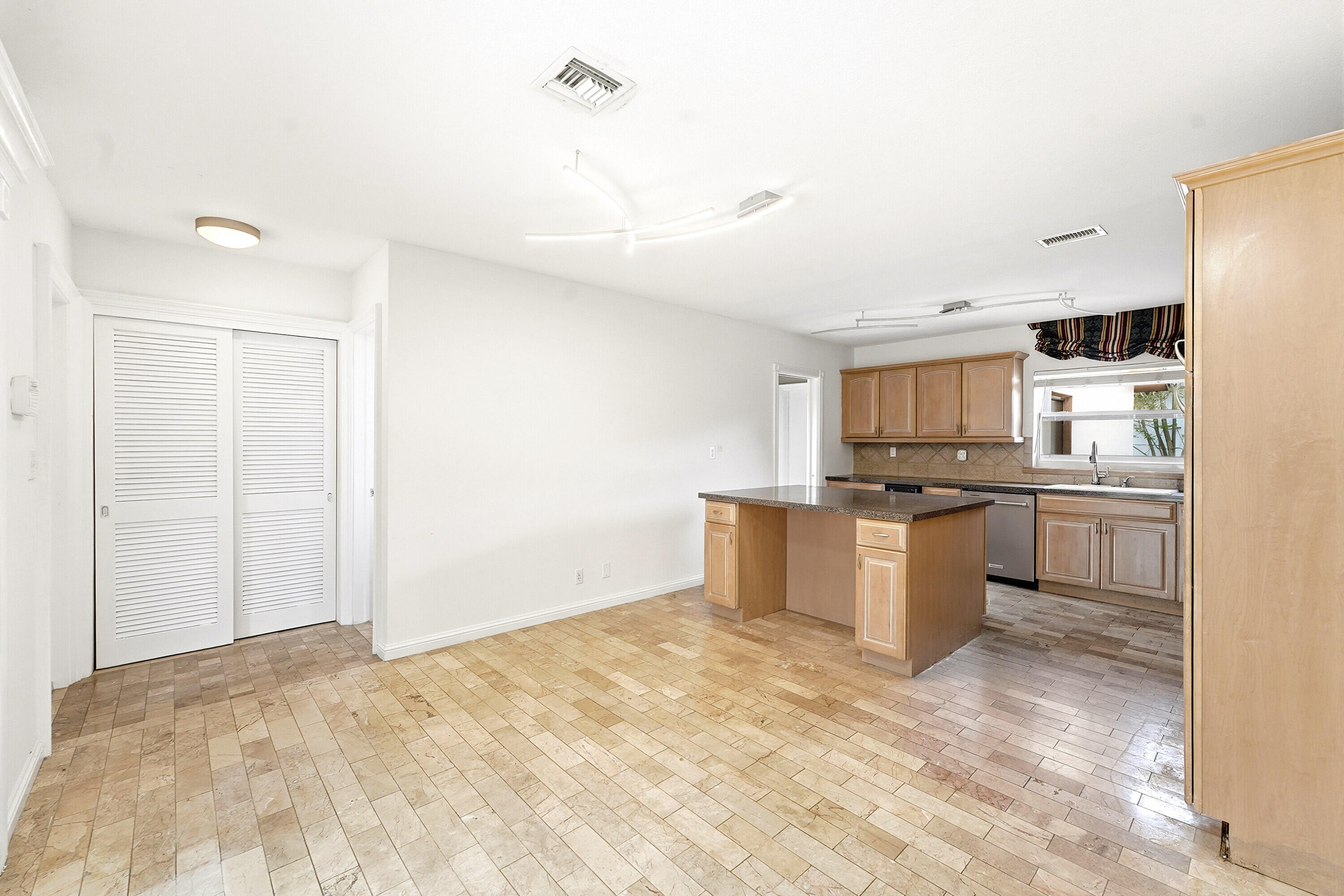 11451 NW 30th Street
