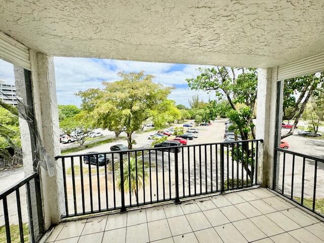 3300 Spanish Moss Terrace 302