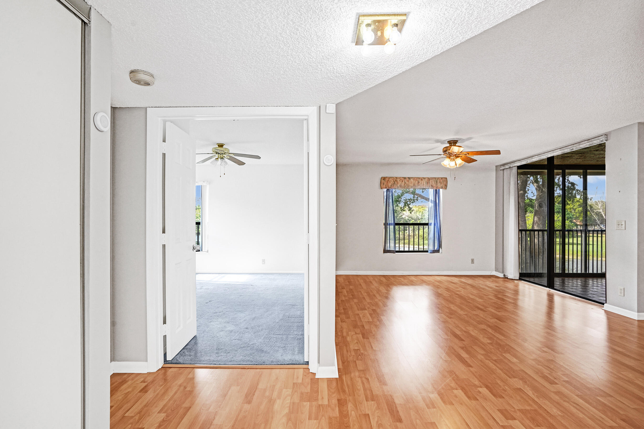 2541 N Carambola Cir Circle 1832