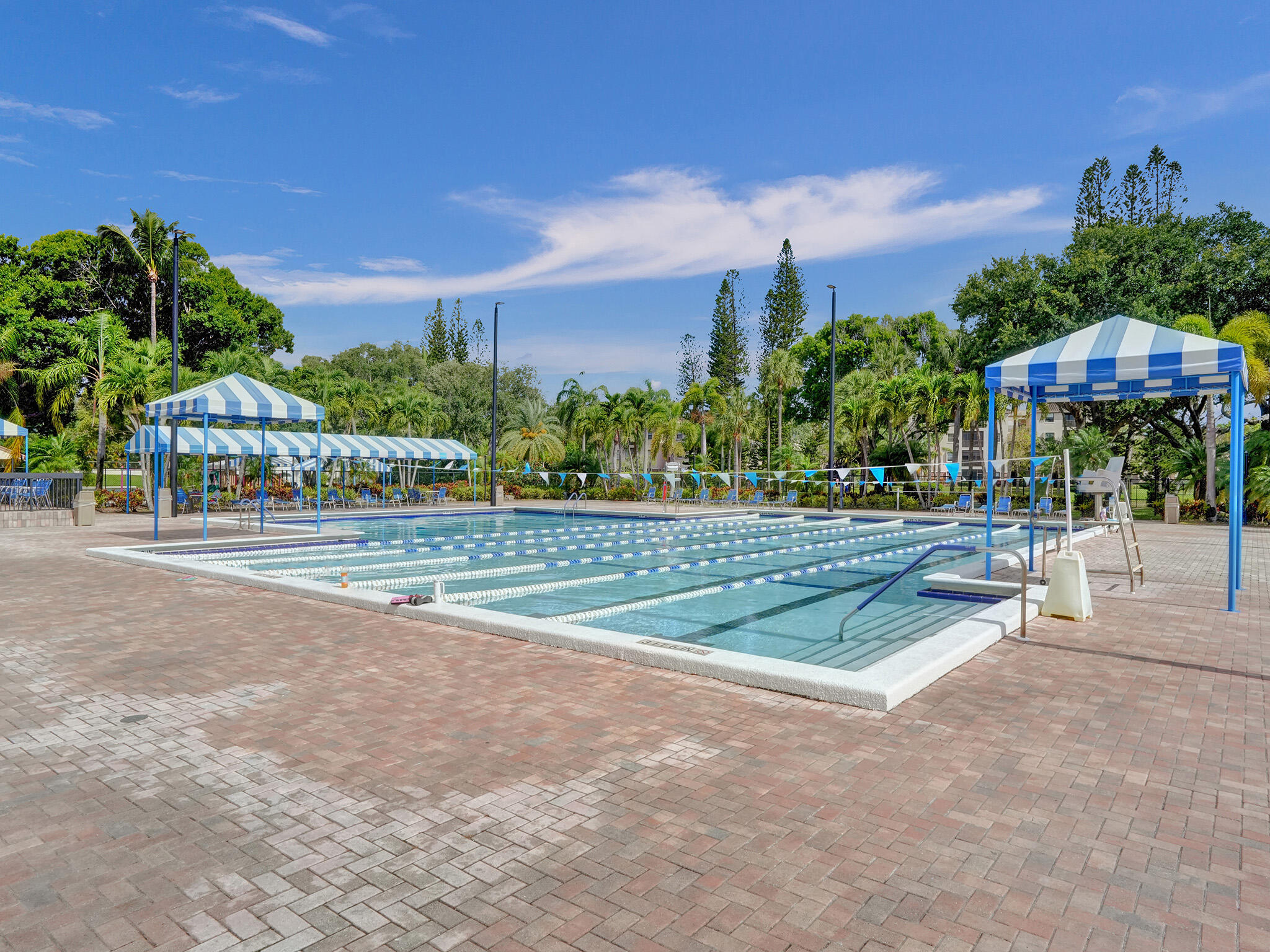 2541 N Carambola Cir Circle 1832