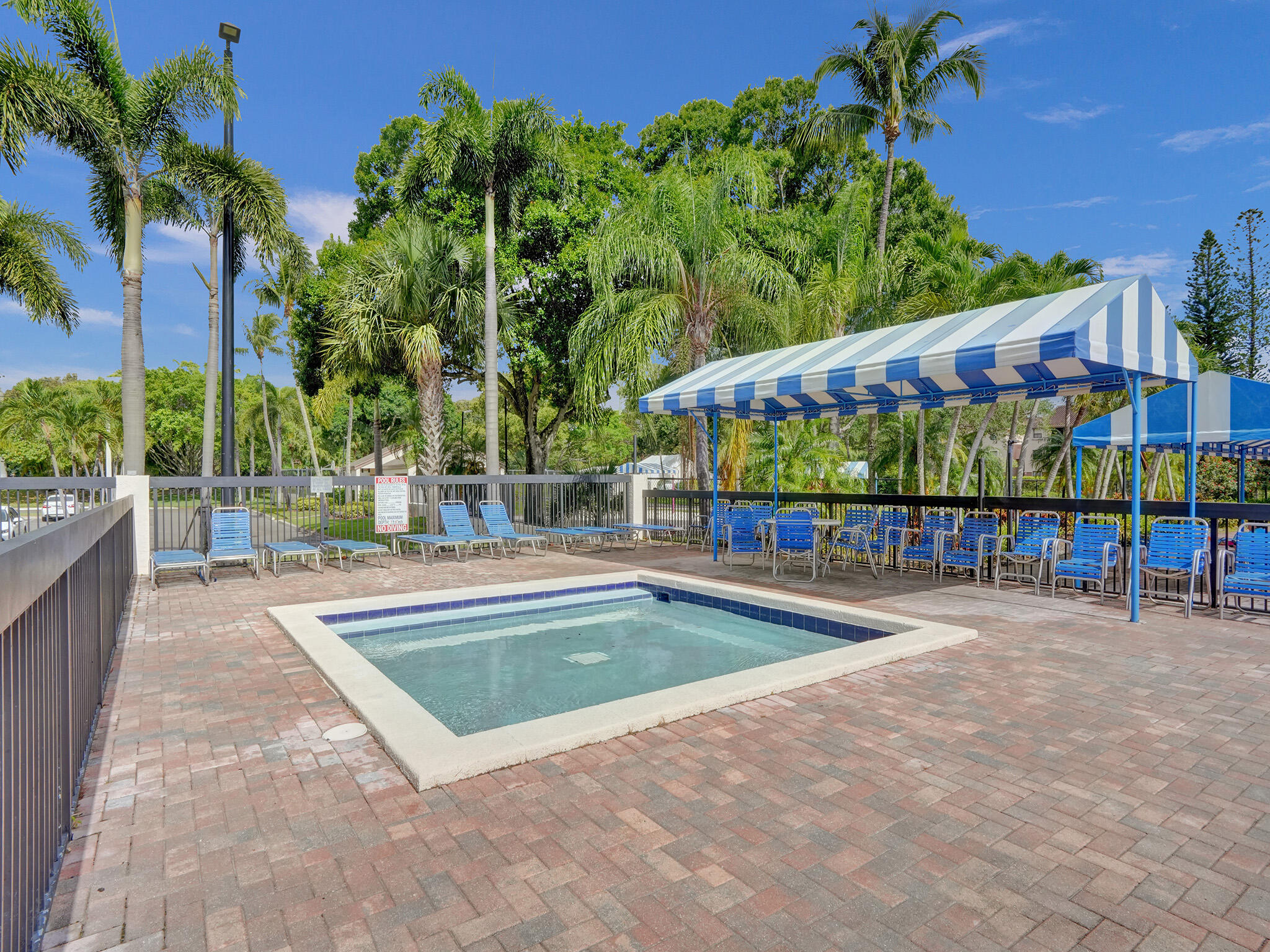 2541 N Carambola Cir Circle 1832