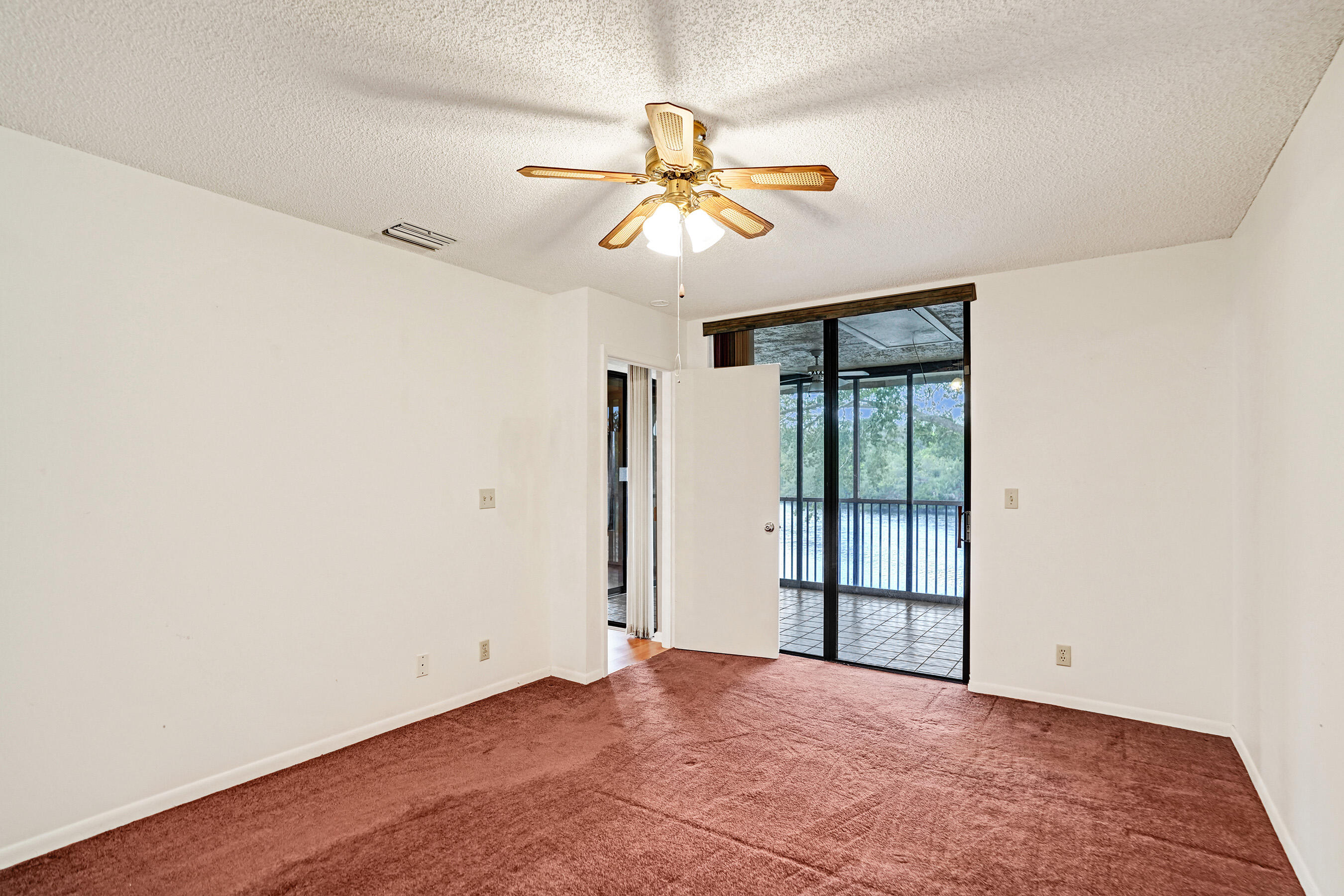 2541 N Carambola Cir Circle 1832