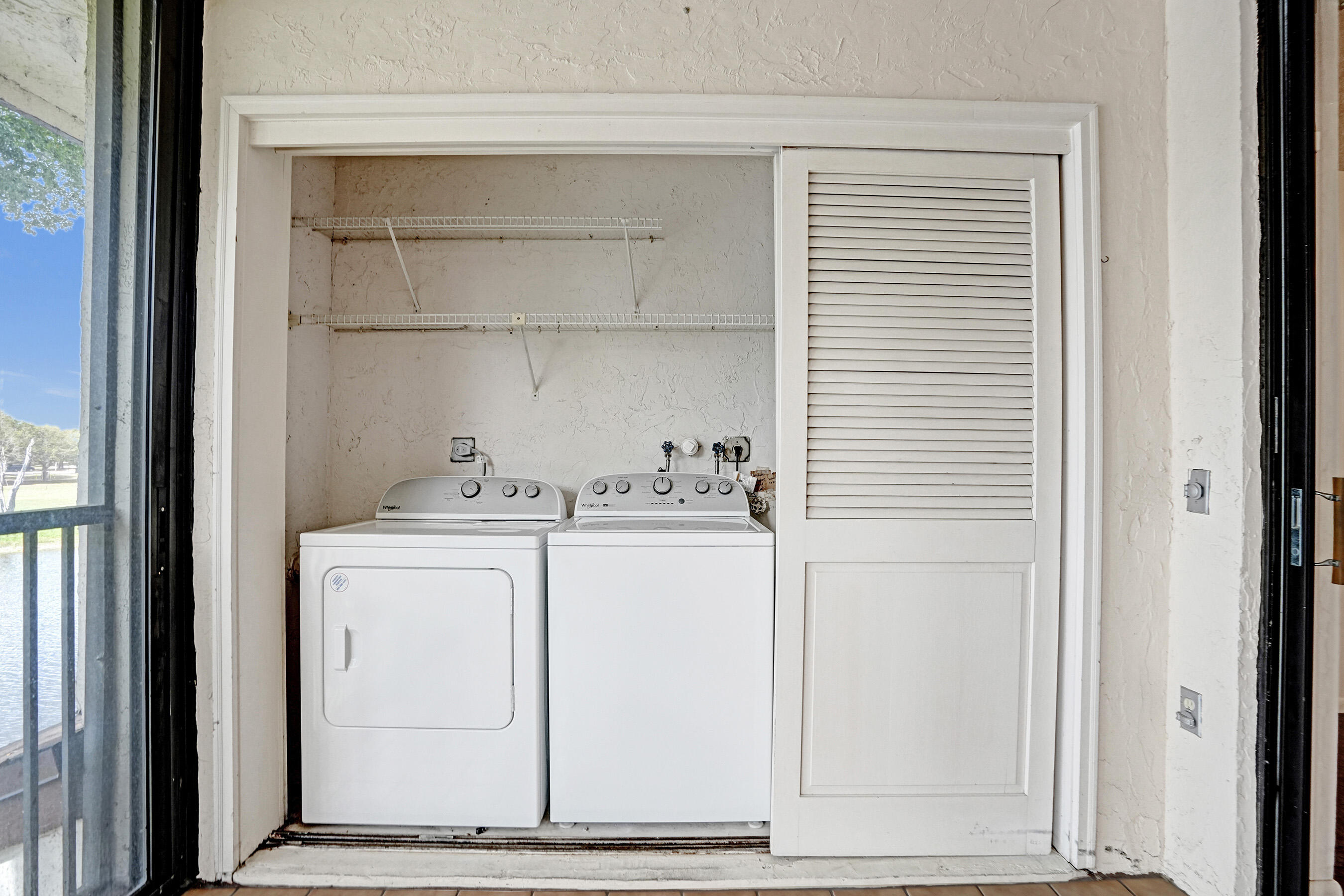 2541 N Carambola Cir Circle 1832