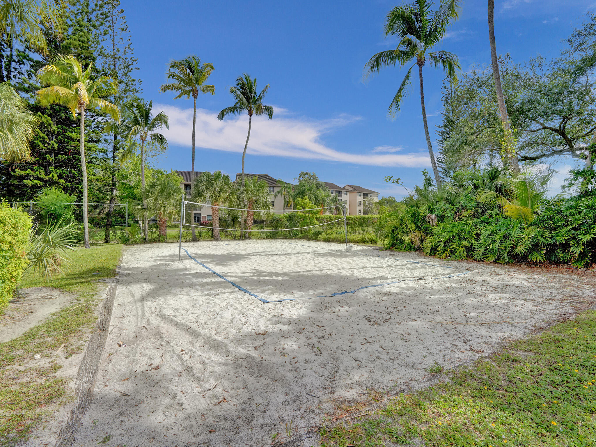2541 N Carambola Cir Circle 1832
