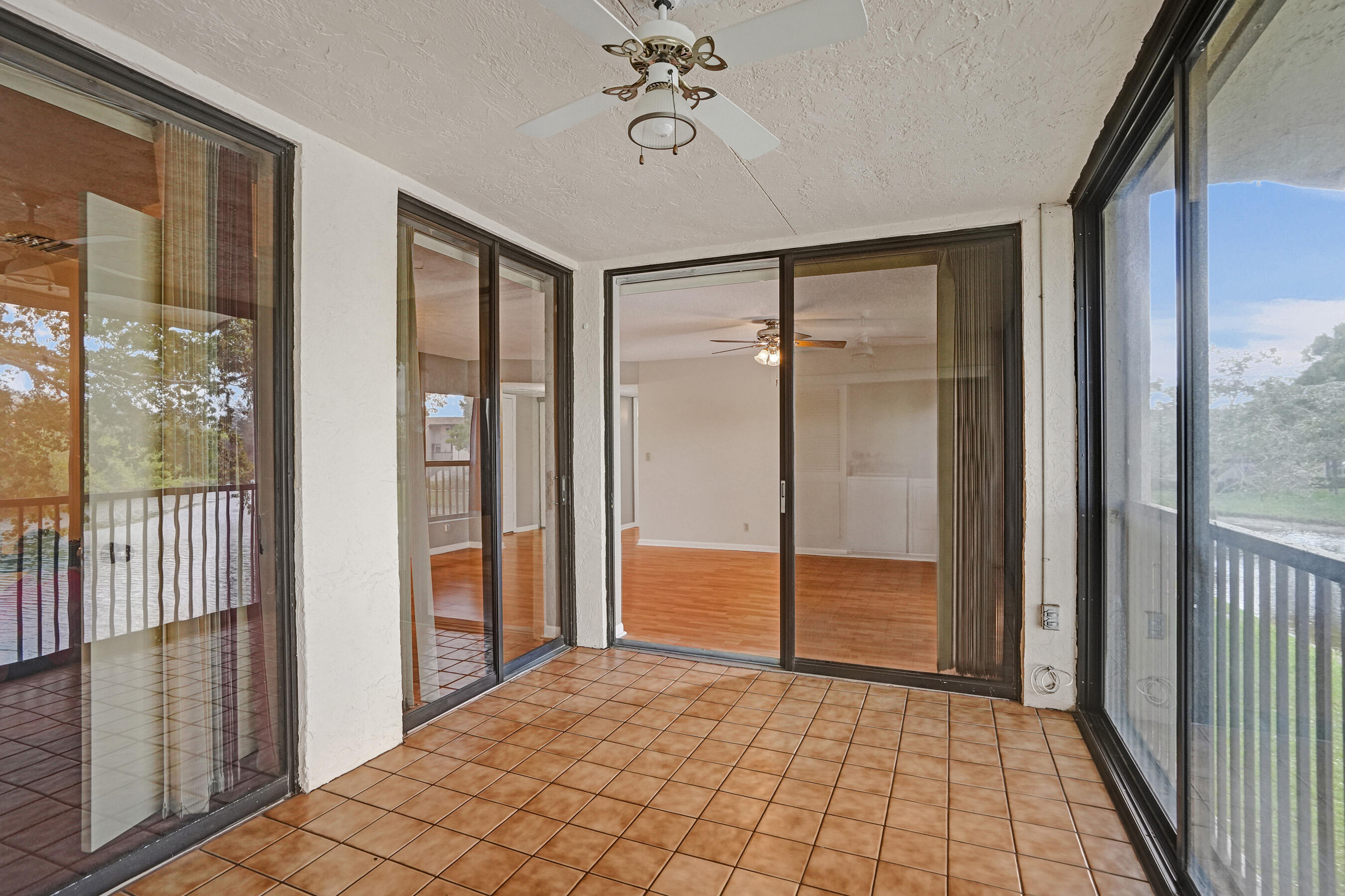 2541 N Carambola Cir Circle 1832