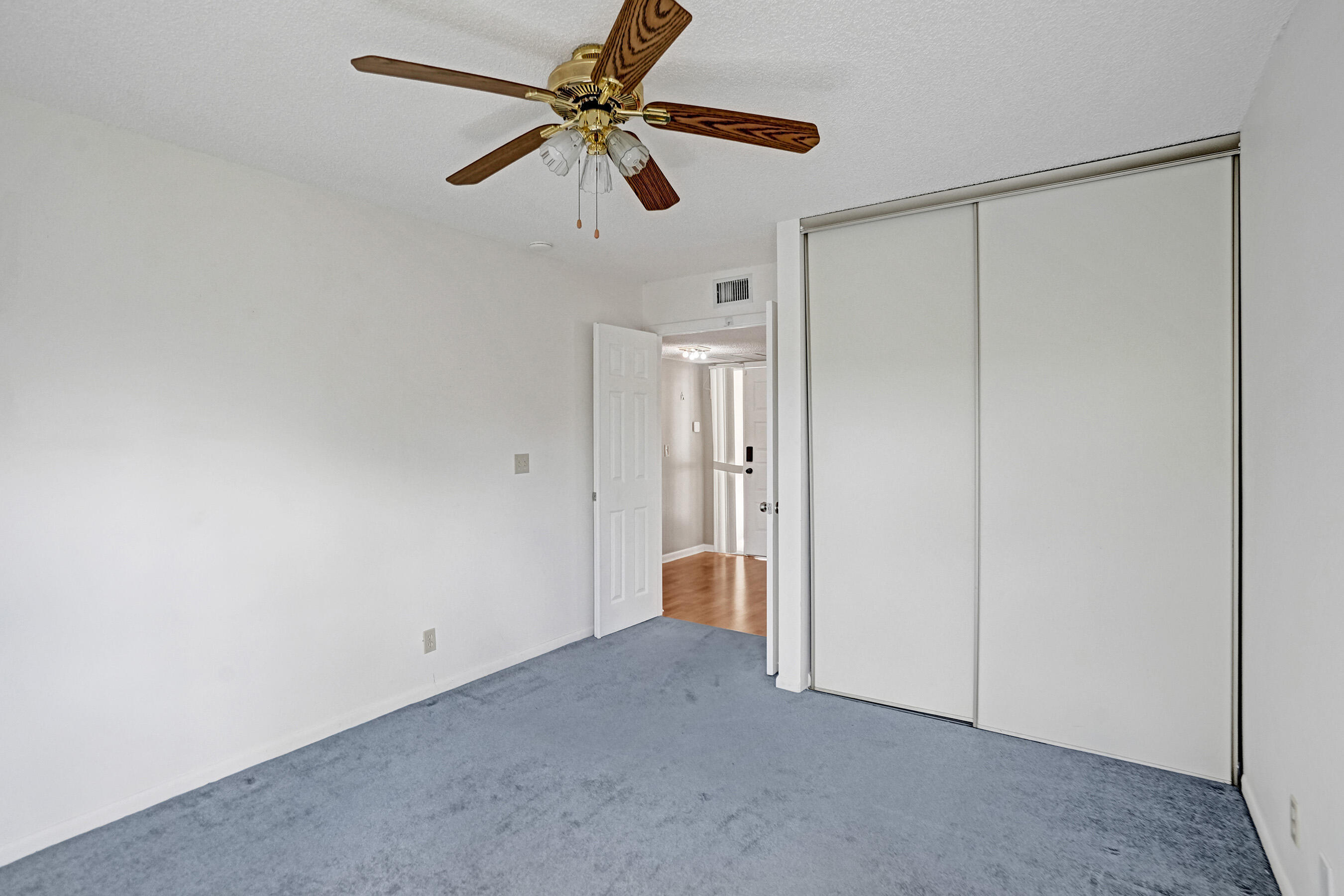 2541 N Carambola Cir Circle 1832