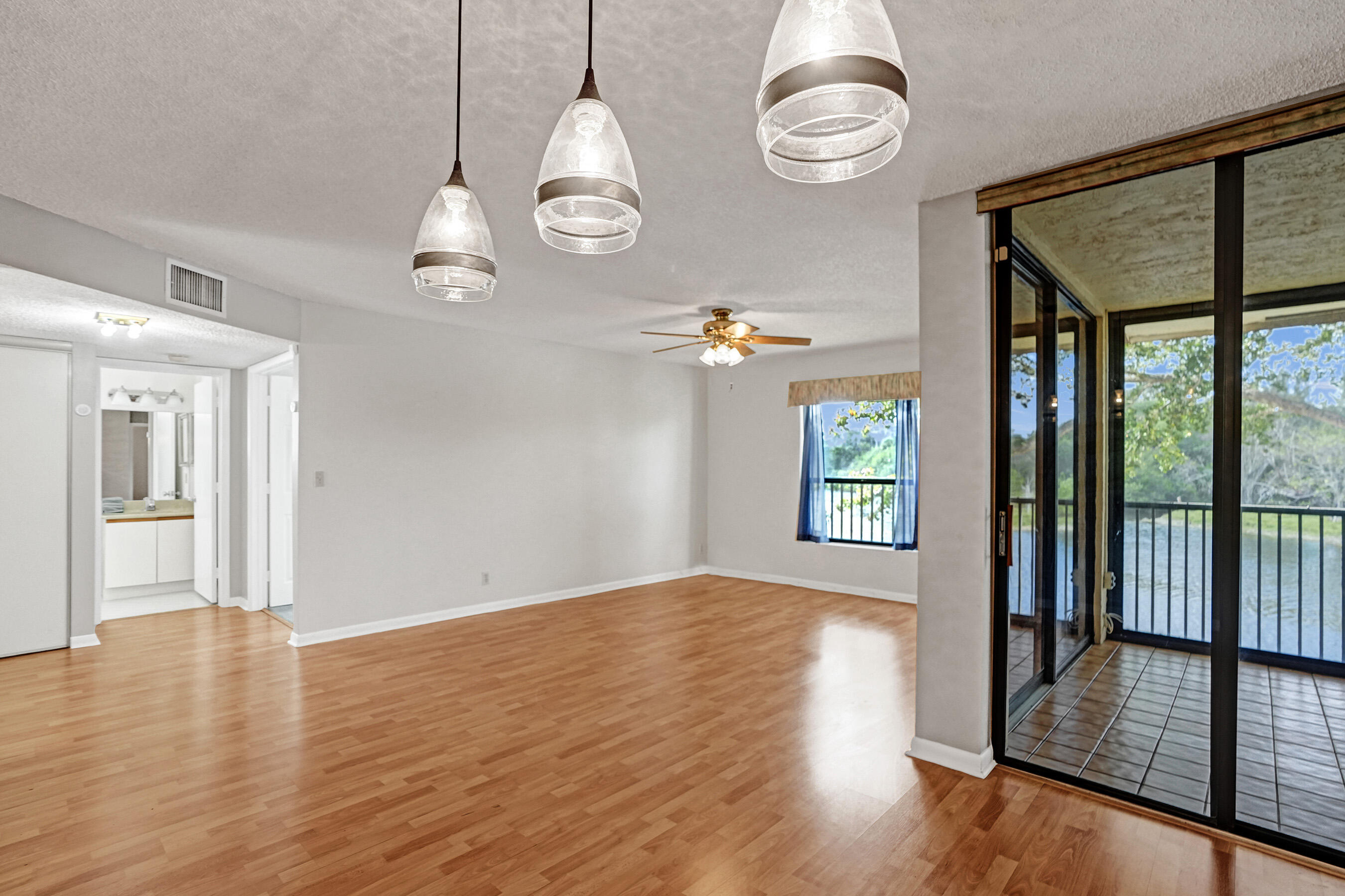 2541 N Carambola Cir Circle 1832