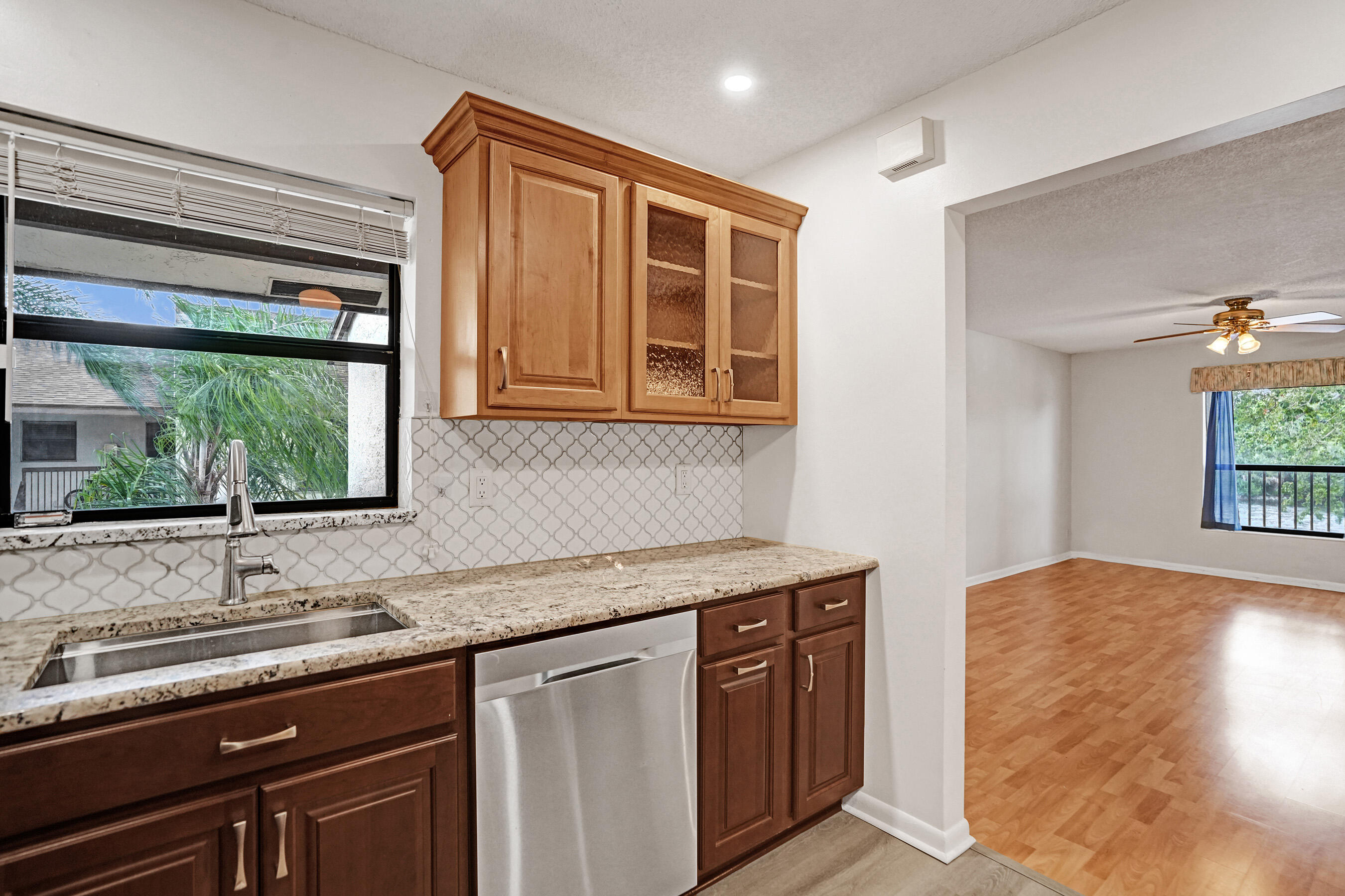 2541 N Carambola Cir Circle 1832