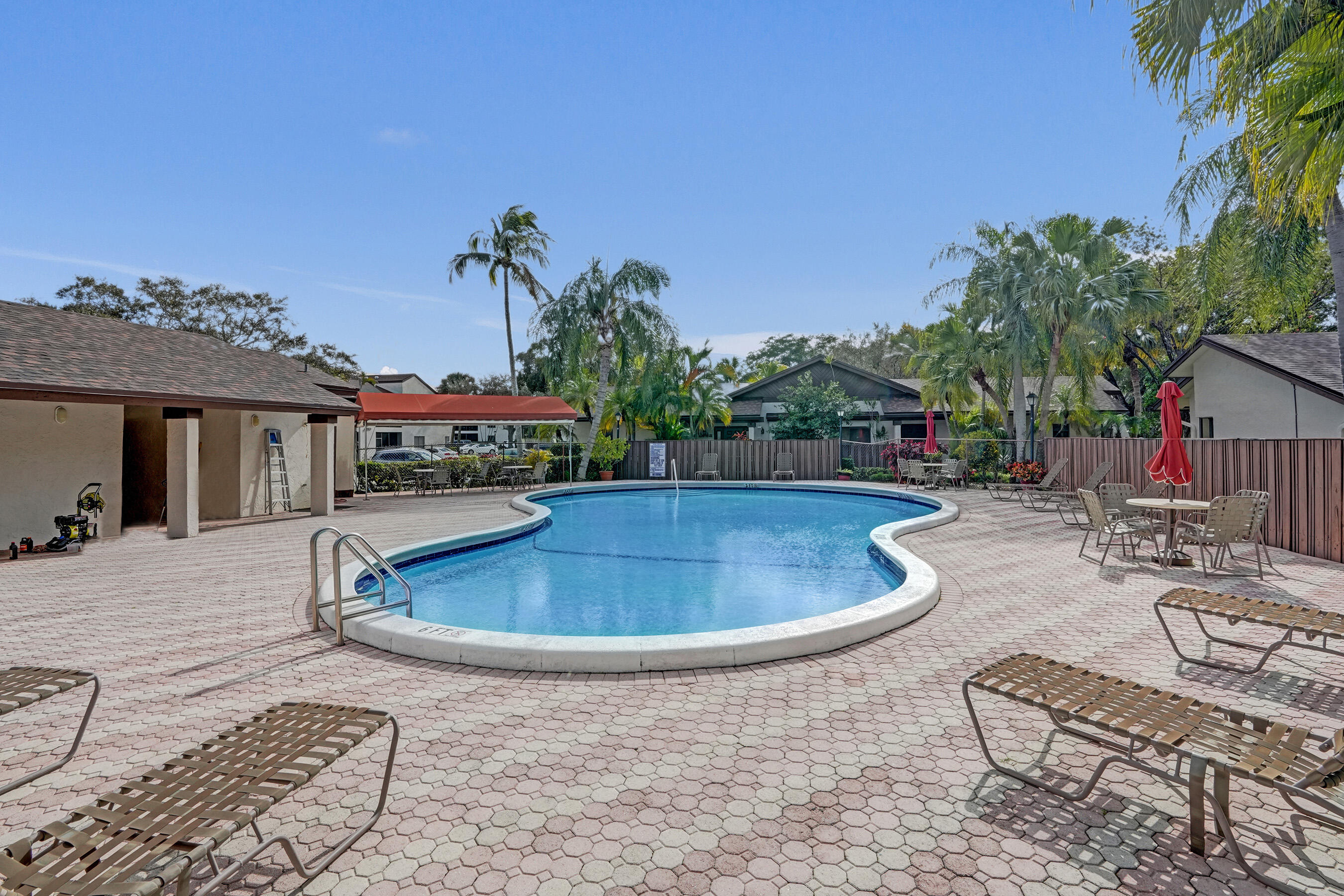 2541 N Carambola Cir Circle 1832