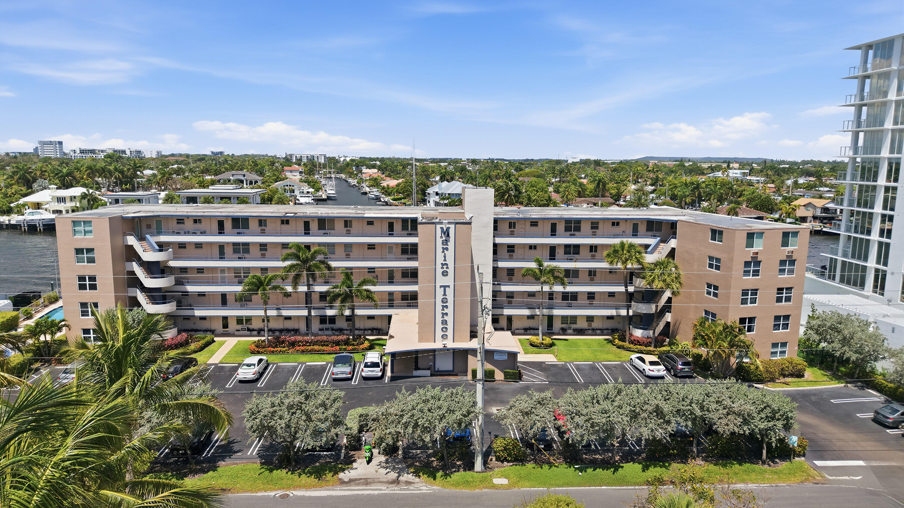 401 N Riverside Drive 408